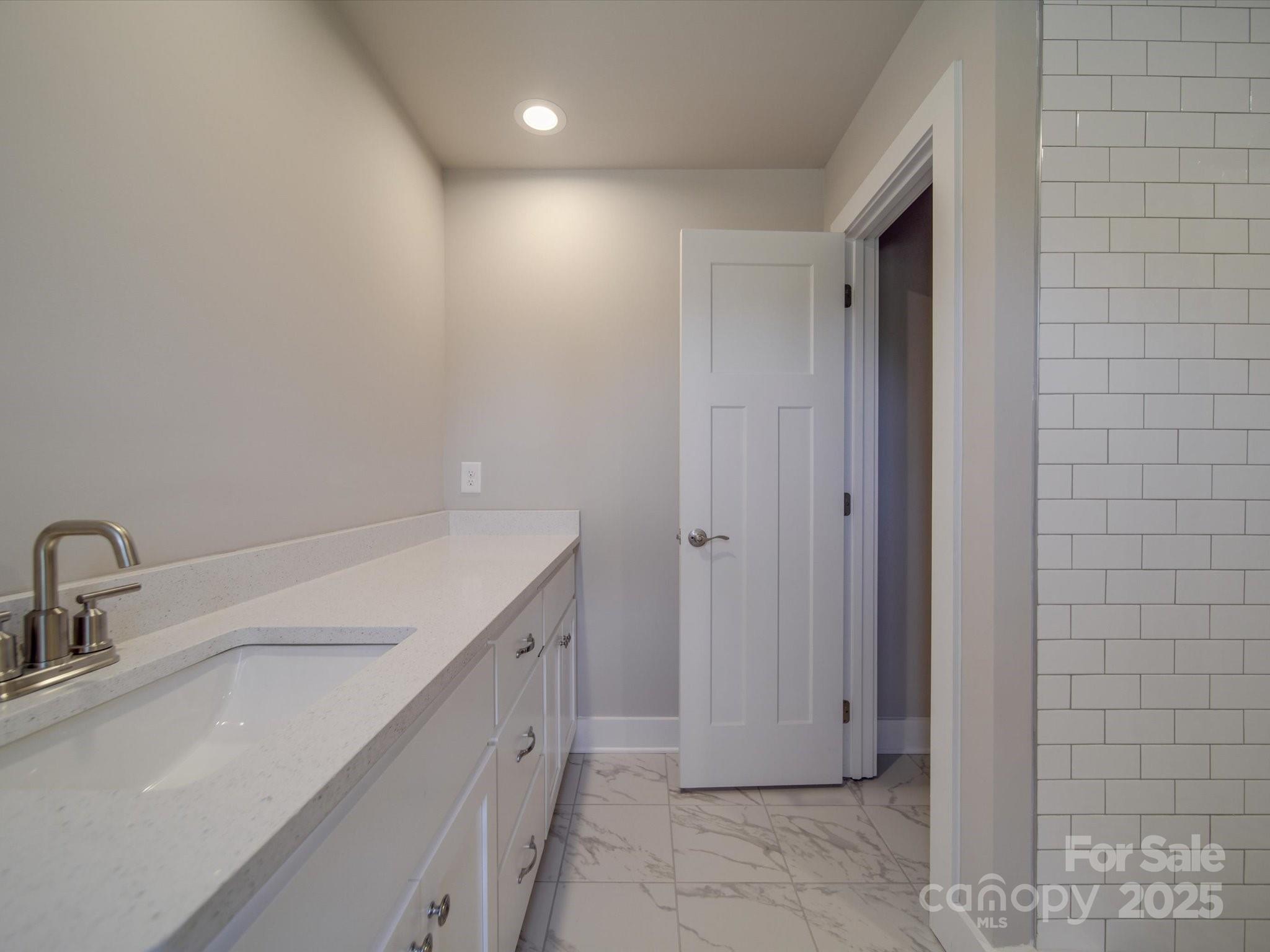 1133 Heather Oak Lane 78 Property Photo 27