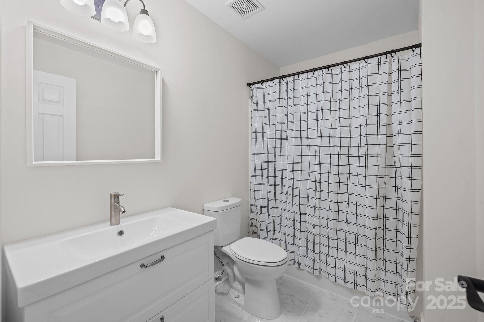 902 Snow Prince Lane Property Photo 20