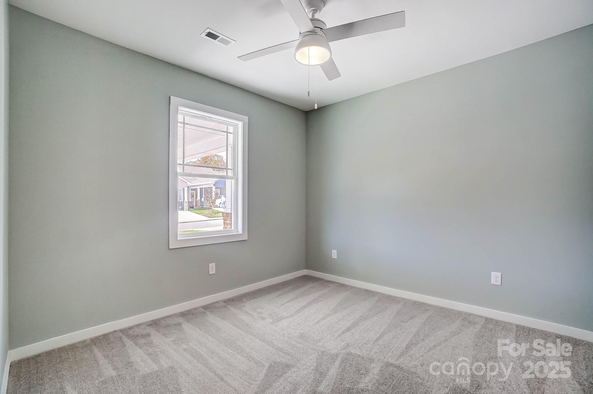 1529 28th Street Place Property Photo 18