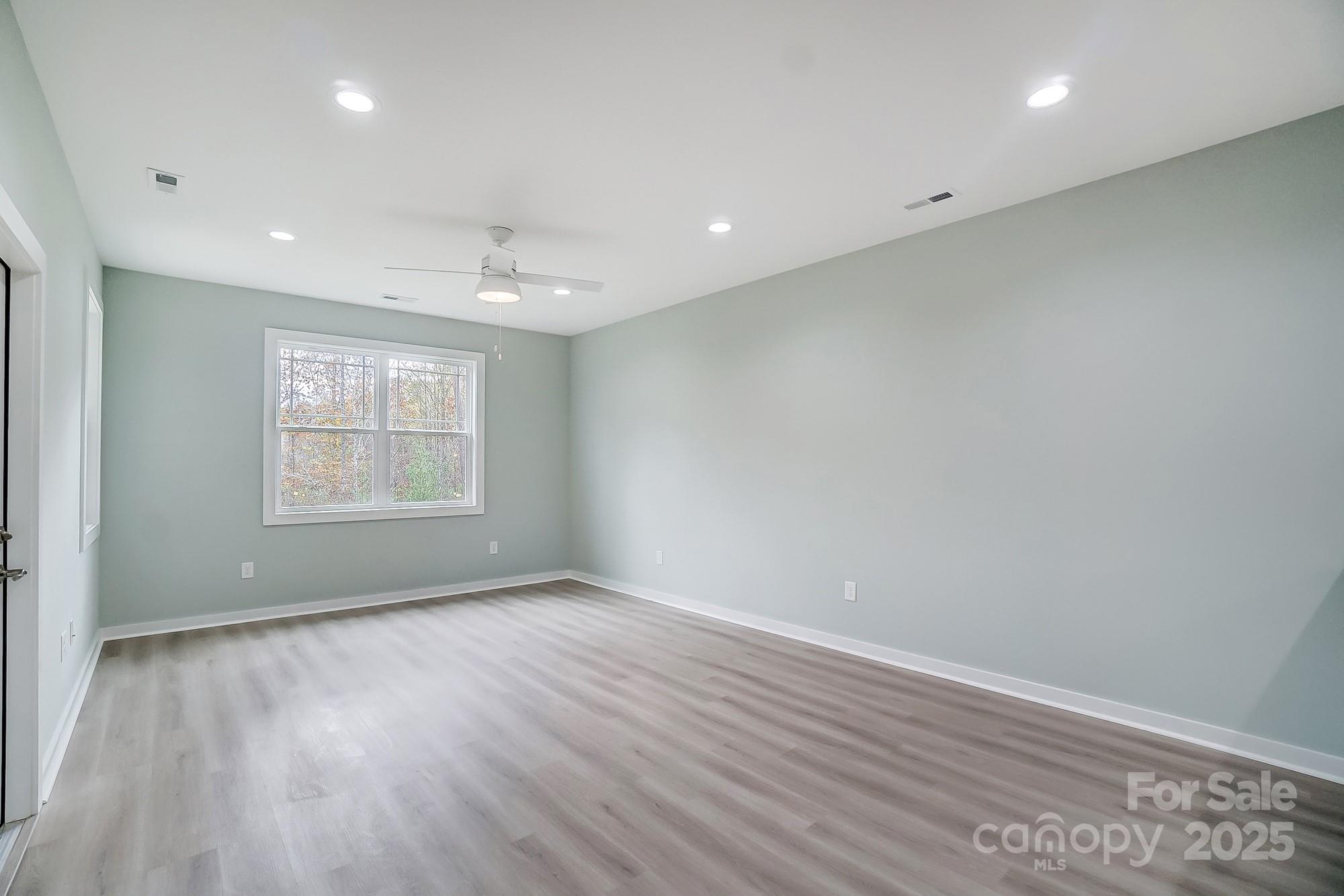 2866 15th Avenue Place Property Photo 9