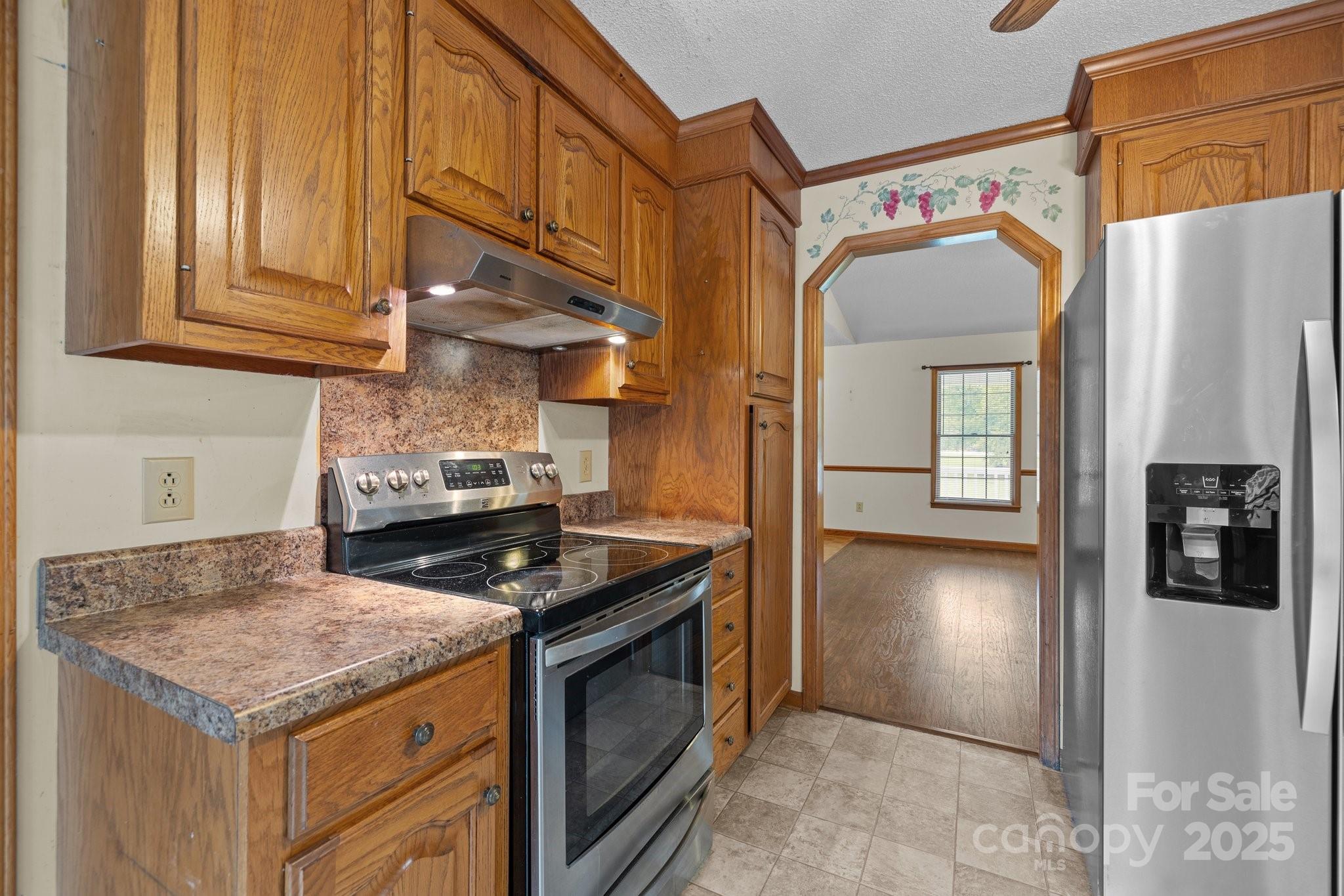 1895 S Arant Street Property Photo 16