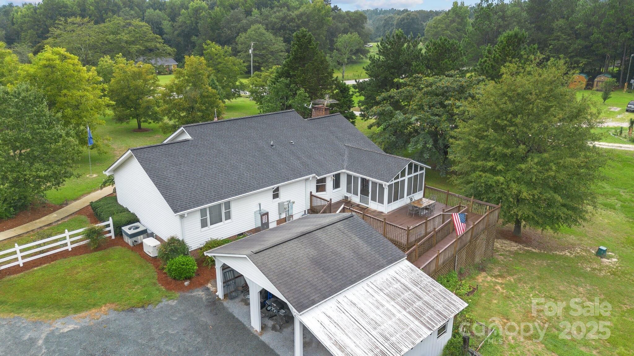 1895 S Arant Street Property Photo 26