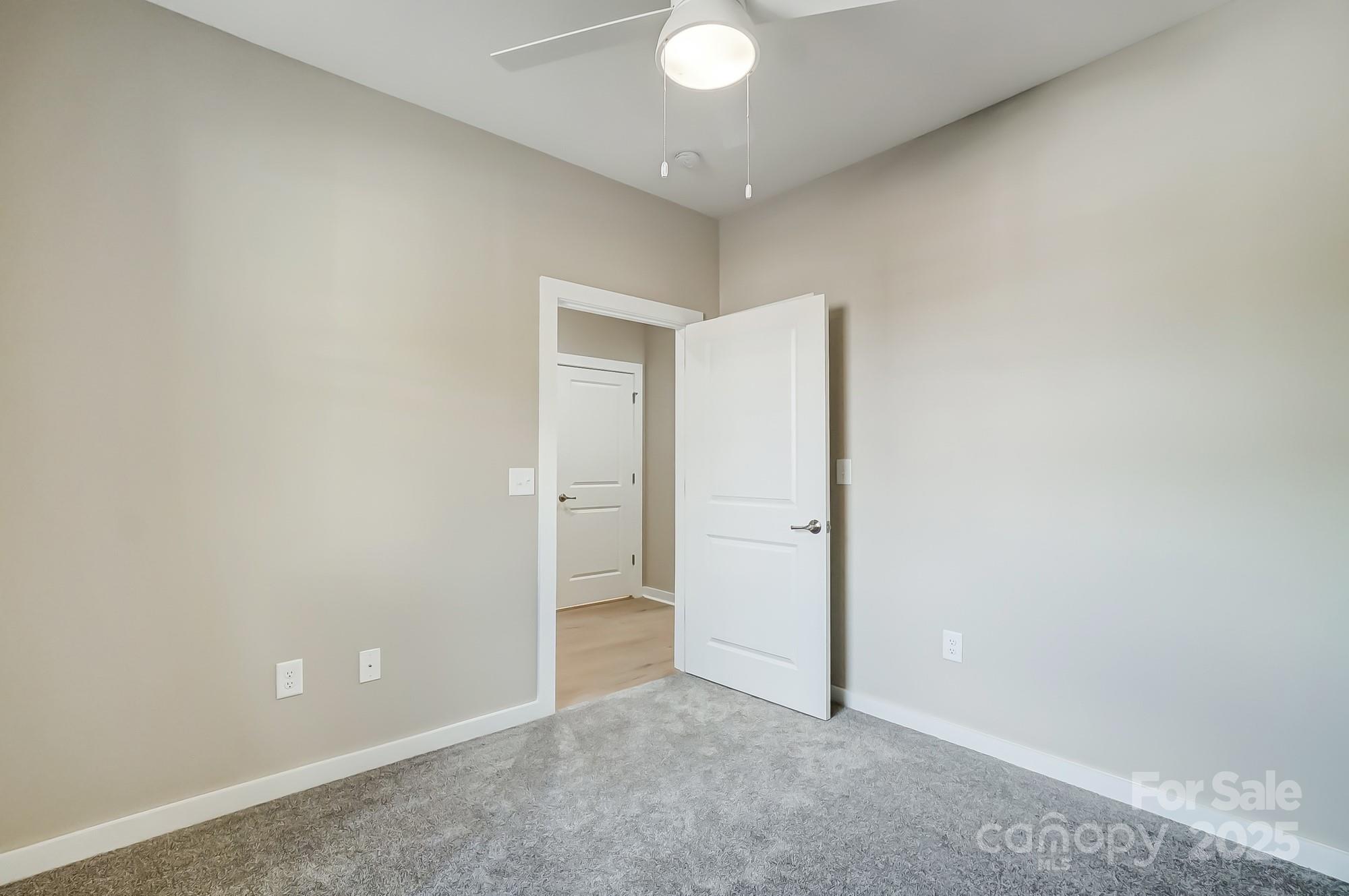 2870 15th Avenue Place Property Photo 20