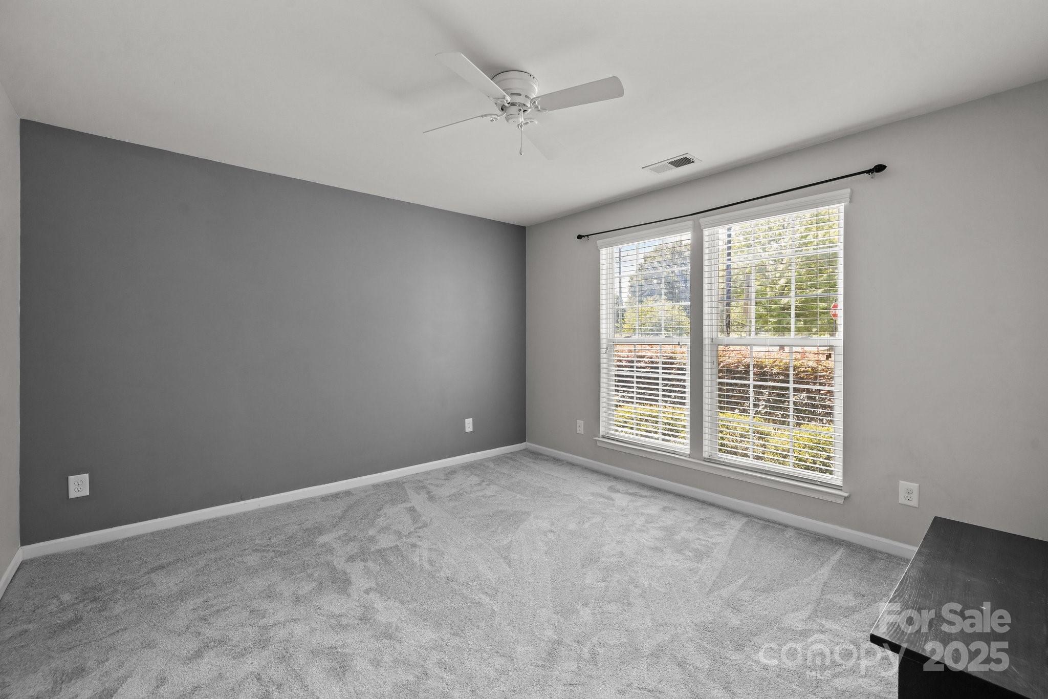 9341 Lenox Pointe Drive Property Photo 4