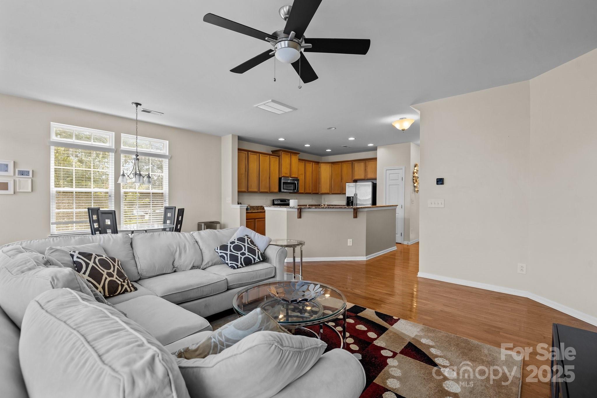 9341 Lenox Pointe Drive Property Photo 14