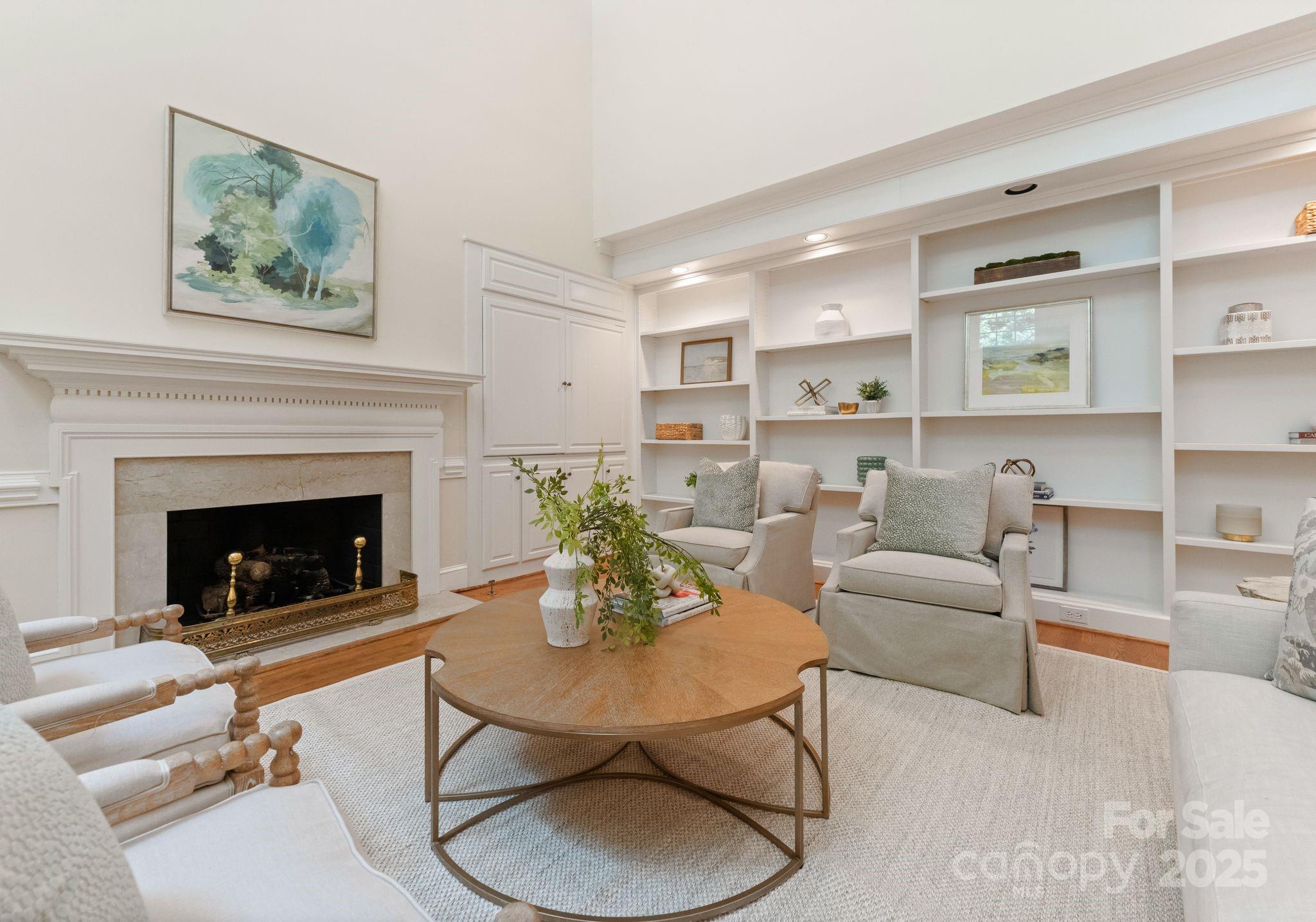 4301 Fairview Oaks Drive Property Photo 10