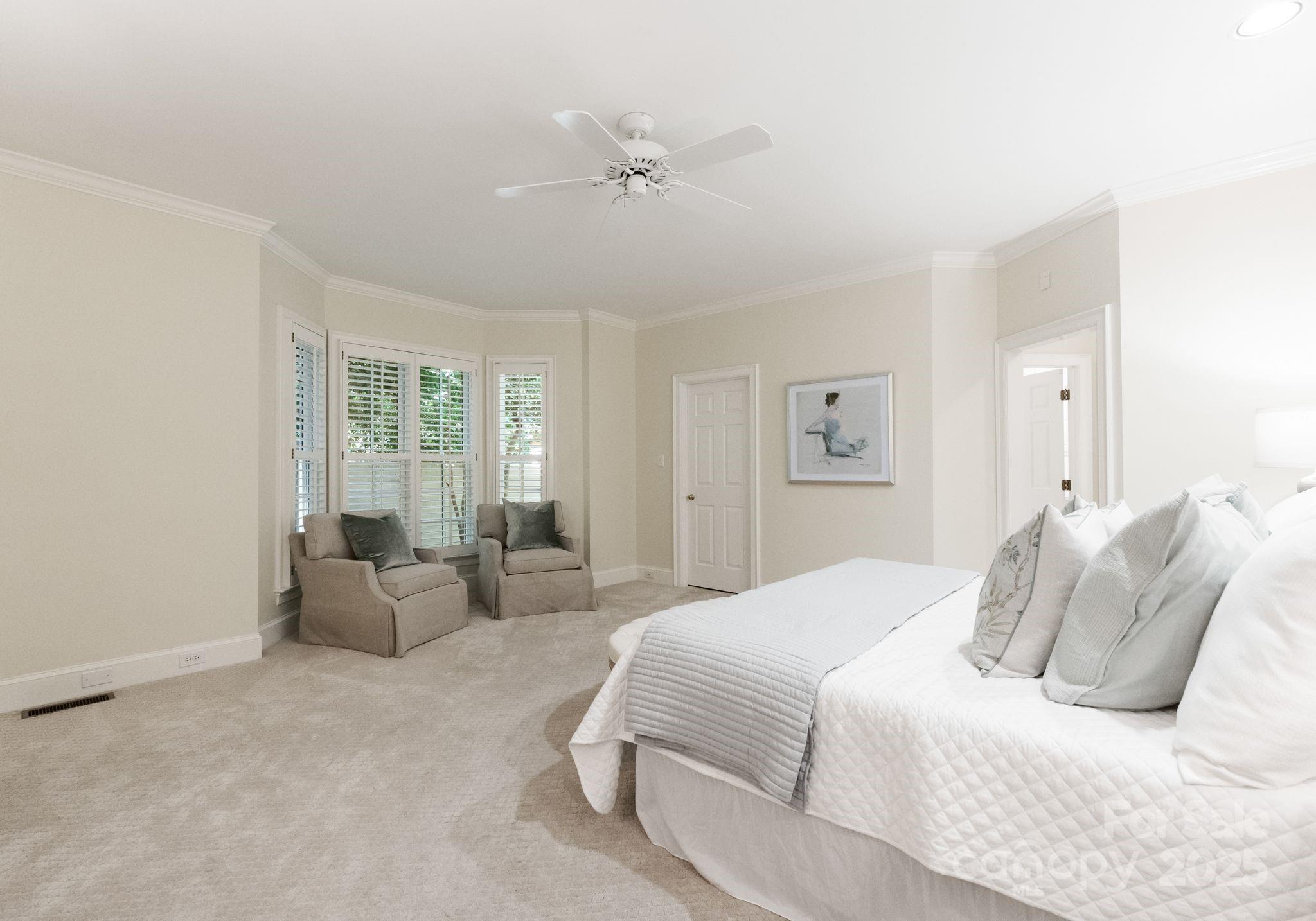 4301 Fairview Oaks Drive Property Photo 21