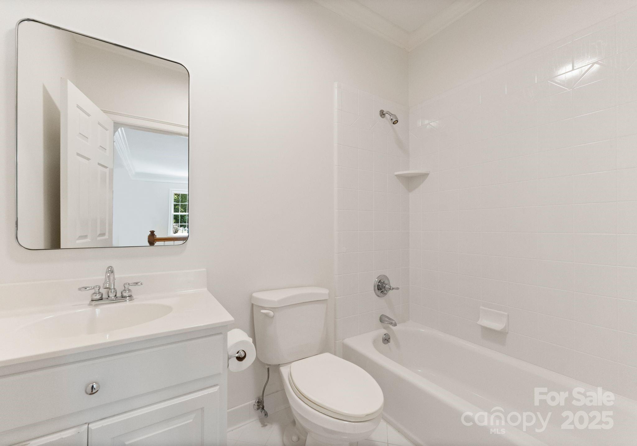 4301 Fairview Oaks Drive Property Photo 36