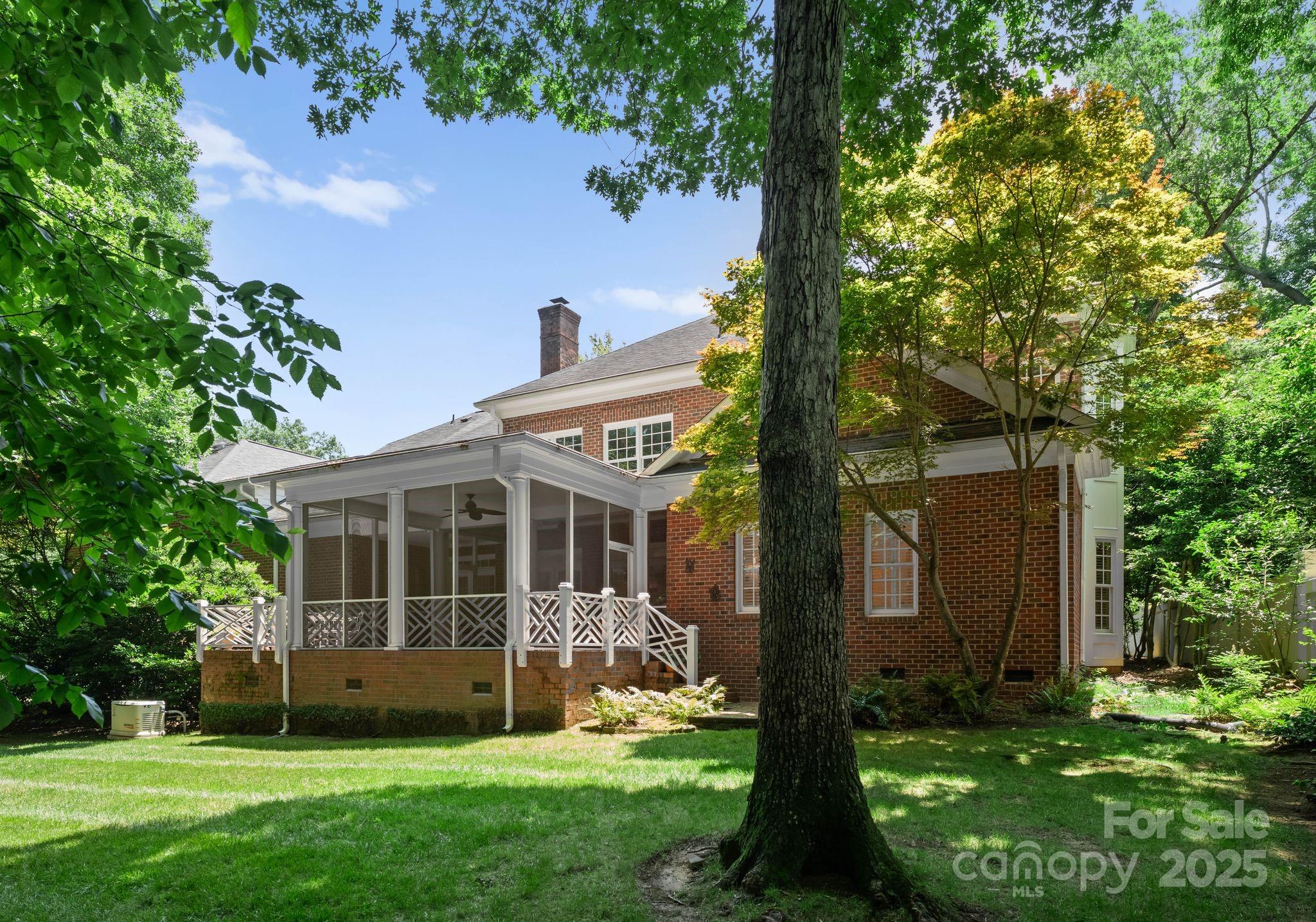 4301 Fairview Oaks Drive Property Photo 41