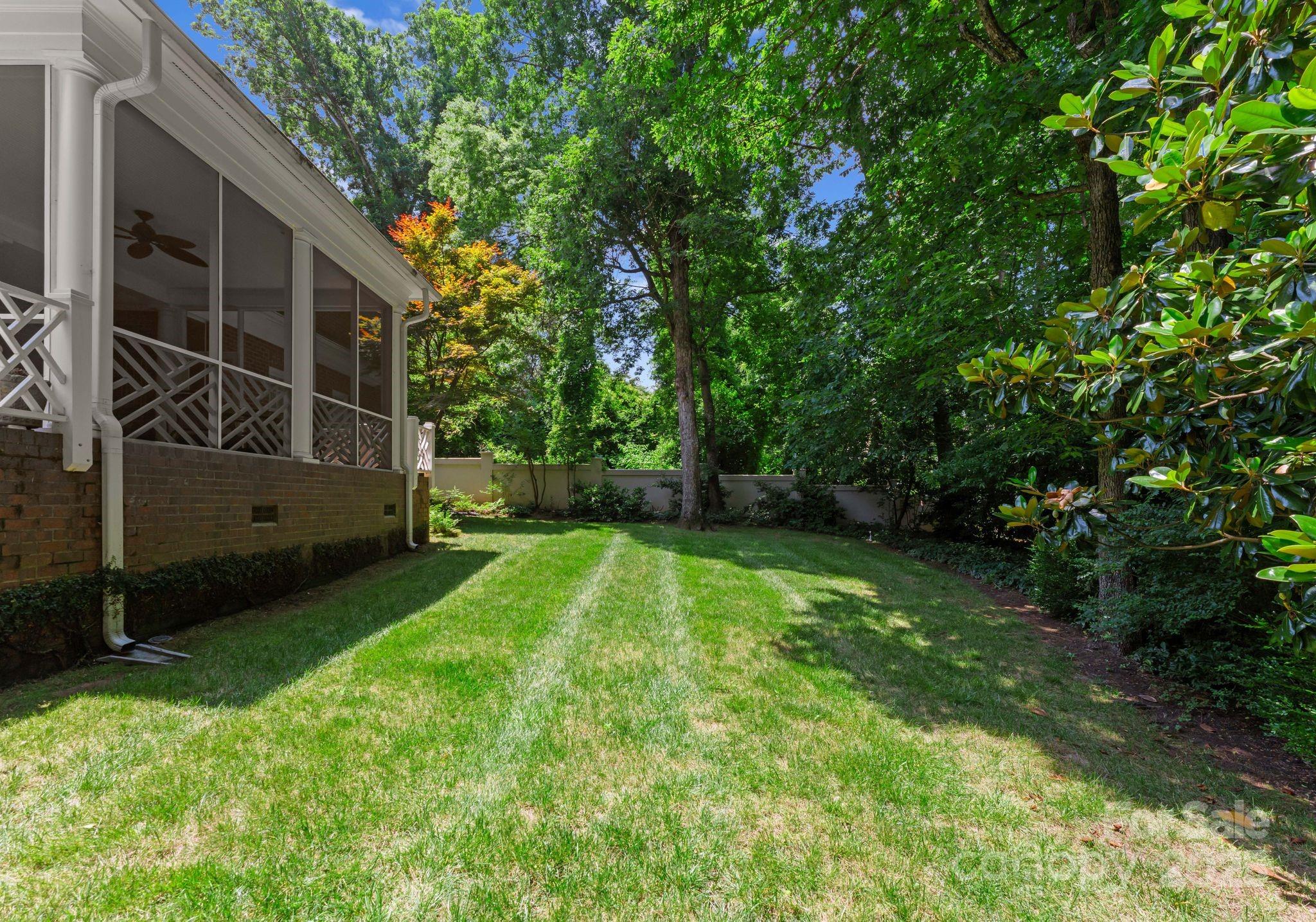 4301 Fairview Oaks Drive Property Photo 43