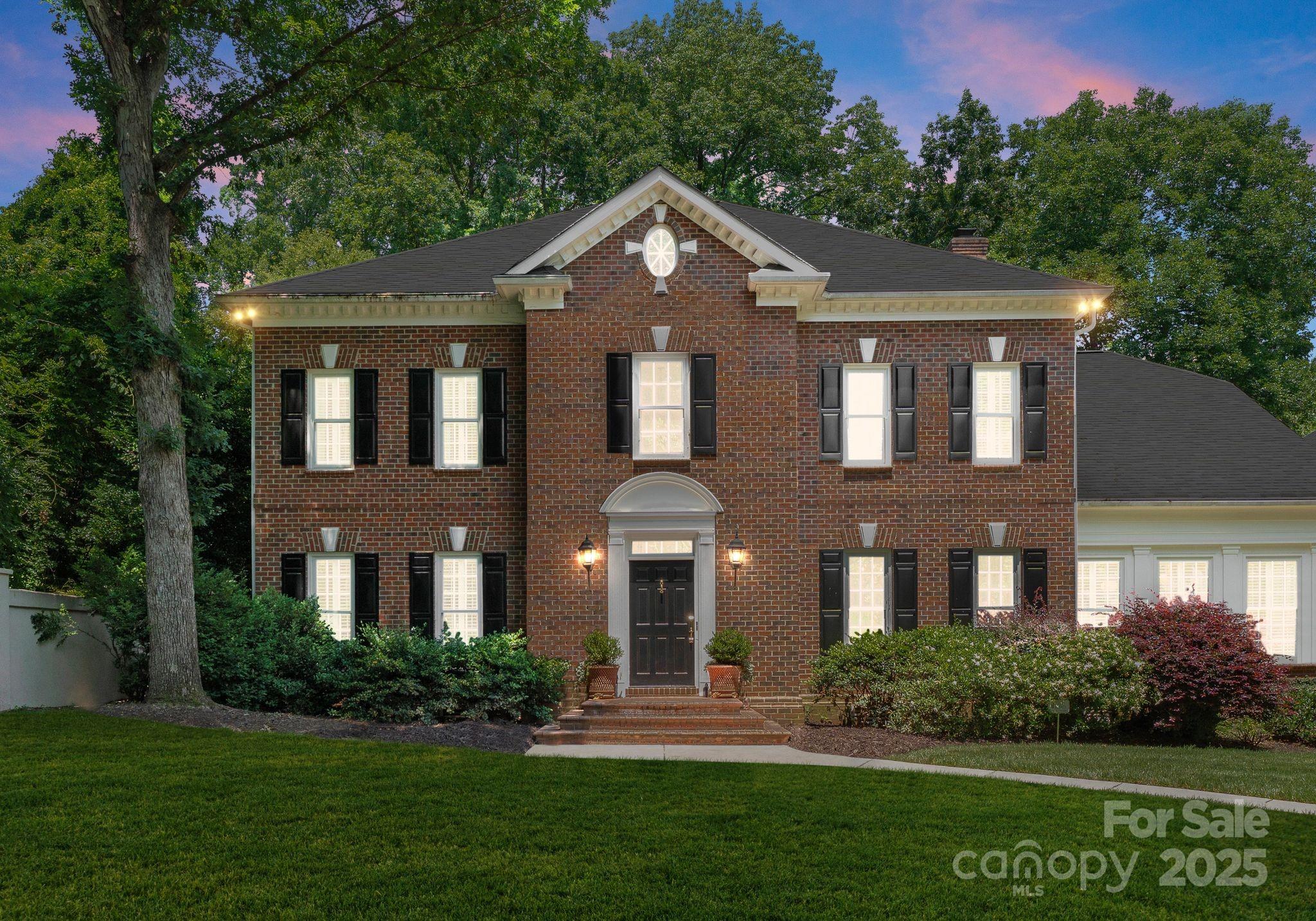4301 Fairview Oaks Drive Property Photo 44