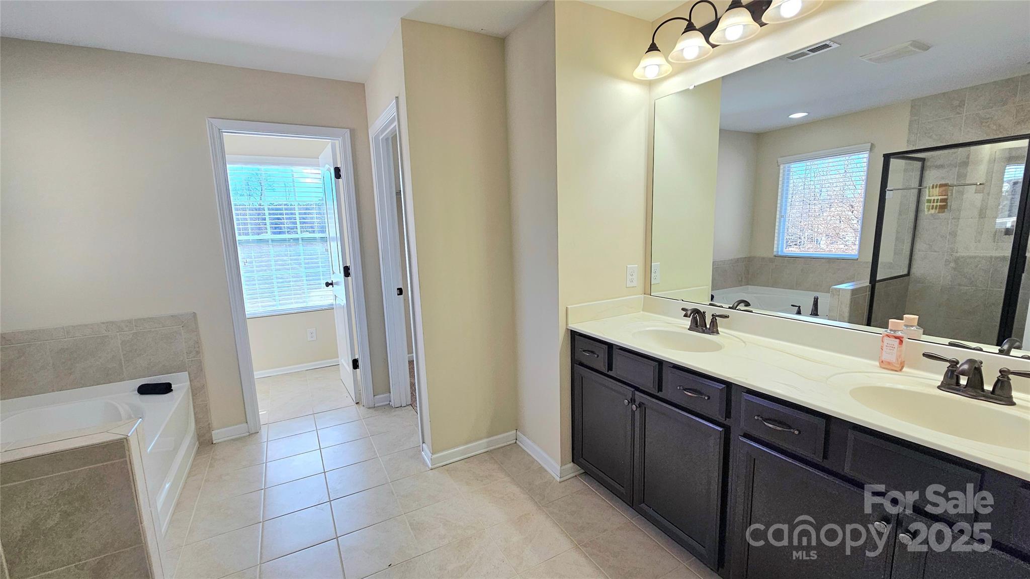 11521 Allen A Brown Road Property Photo 18