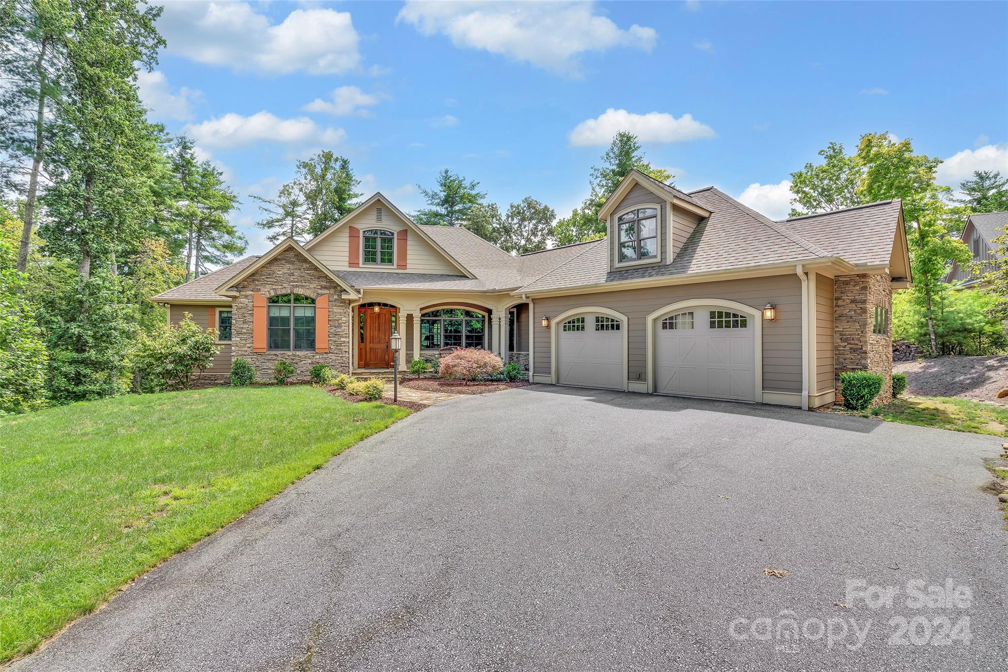 143 Chattooga Run Property Photo 1