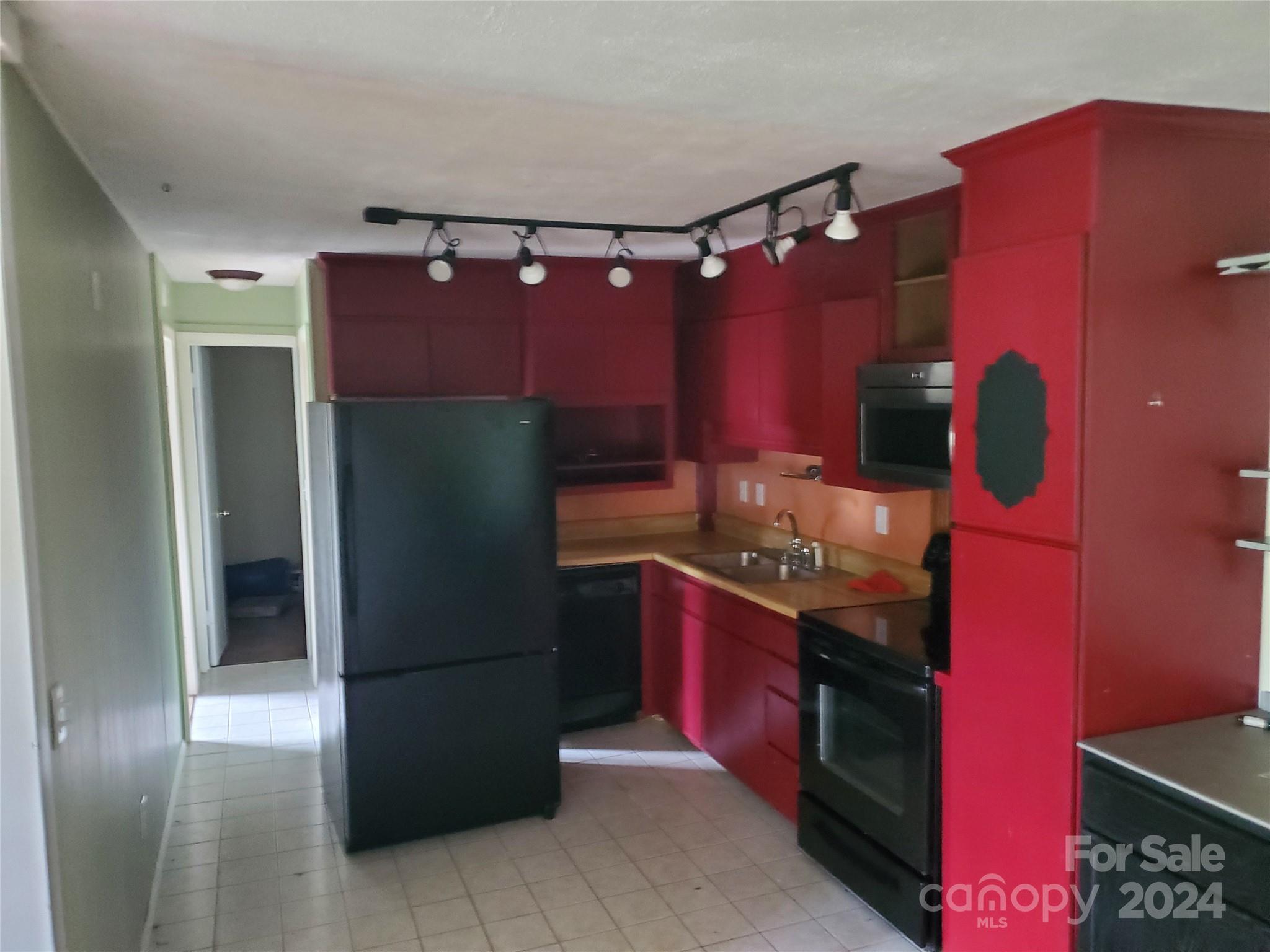 38 Glen Hill Drive Property Photo 8