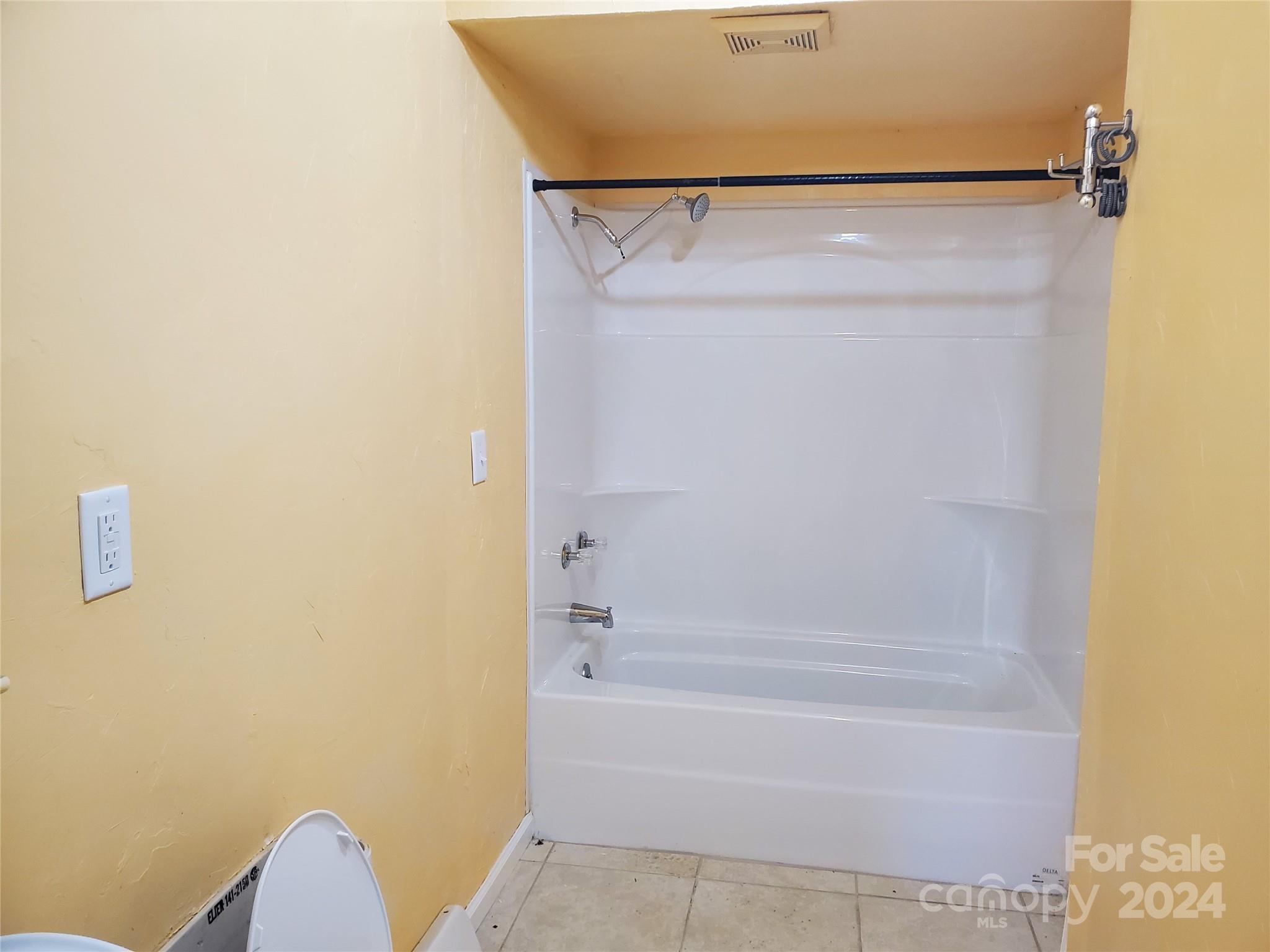 38 Glen Hill Drive Property Photo 10