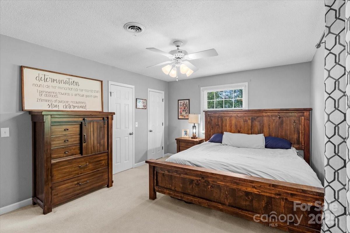 2115 Candlewood Drive Property Photo 24