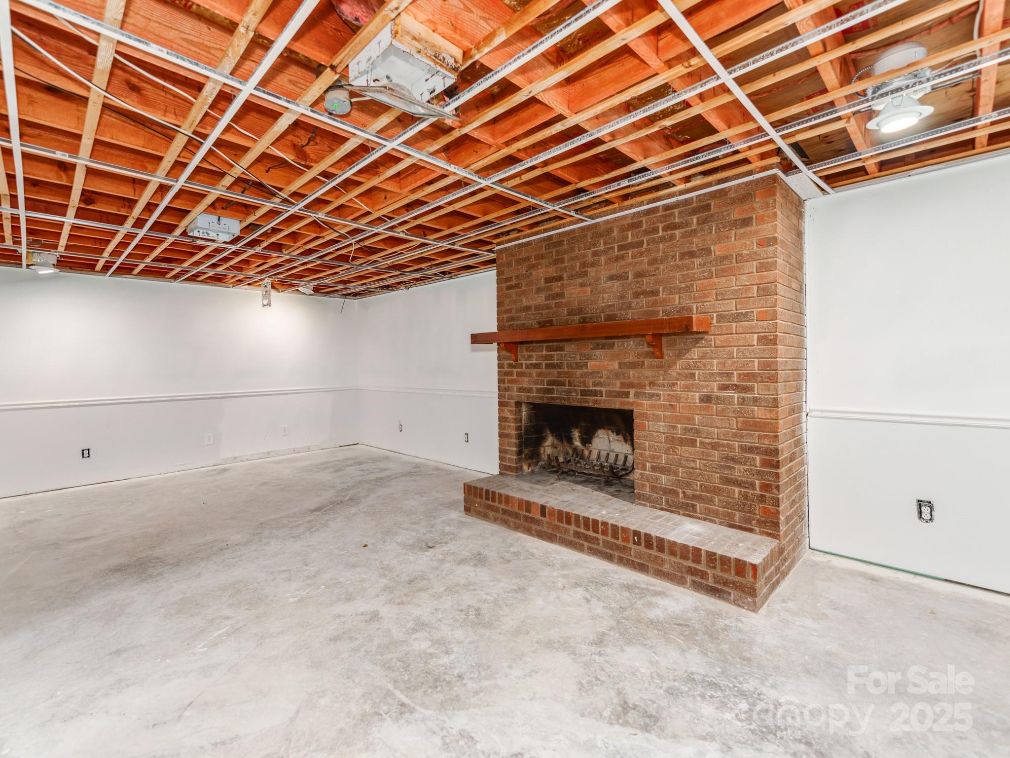 2115 Candlewood Drive Property Photo 36