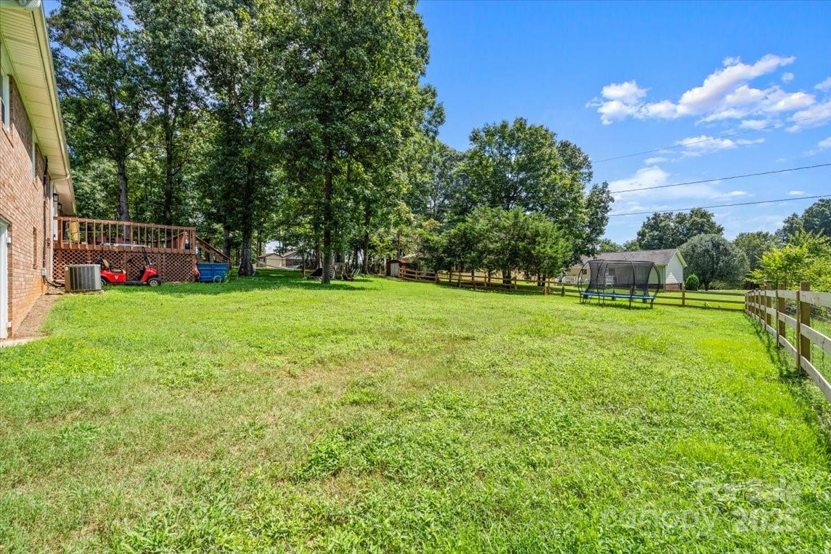 2115 Candlewood Drive Property Photo 47