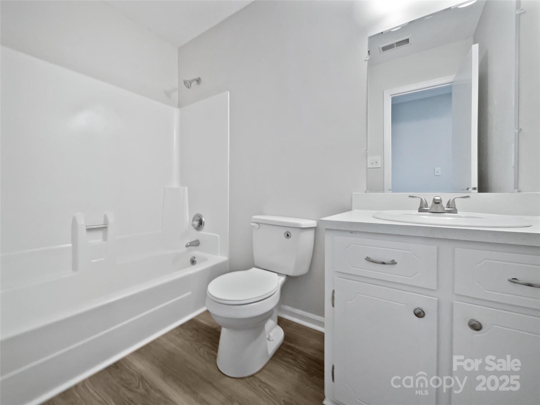 9300 Shackleford Terrace Property Photo 7