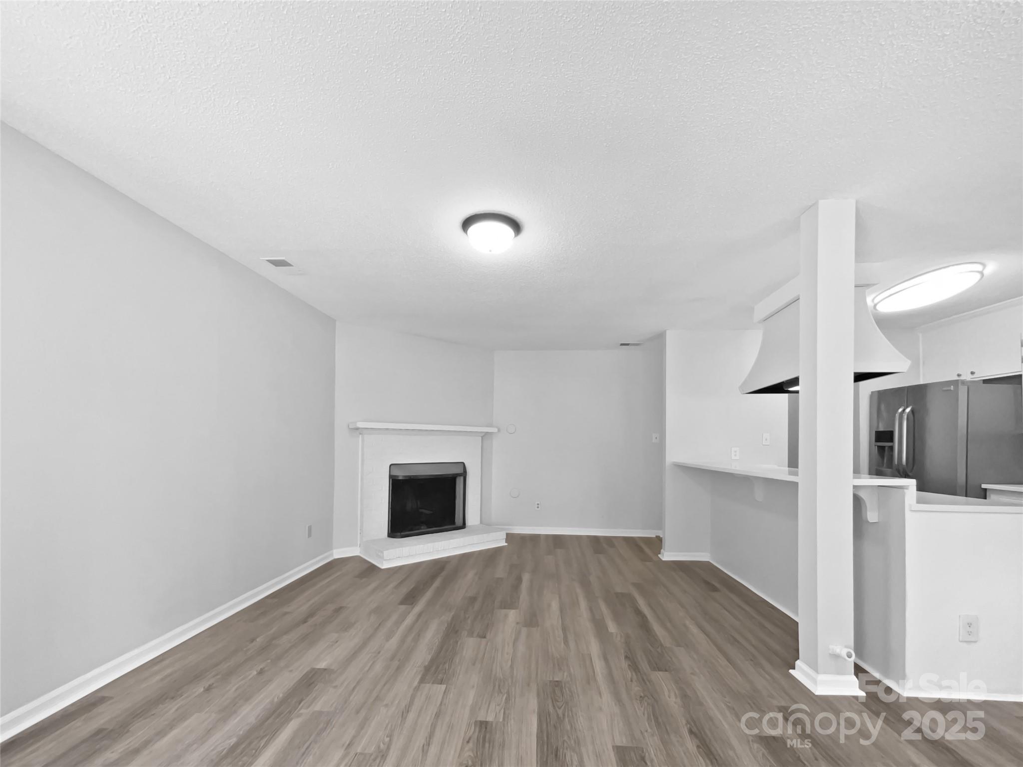 9300 Shackleford Terrace Property Photo 9