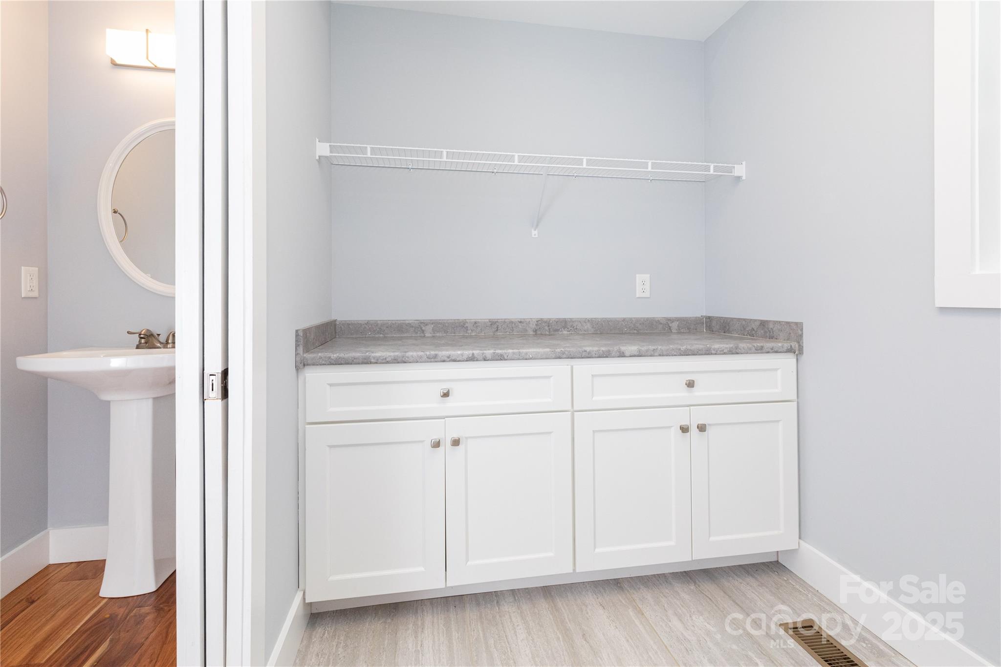 17 Mayfair Place Property Photo 10