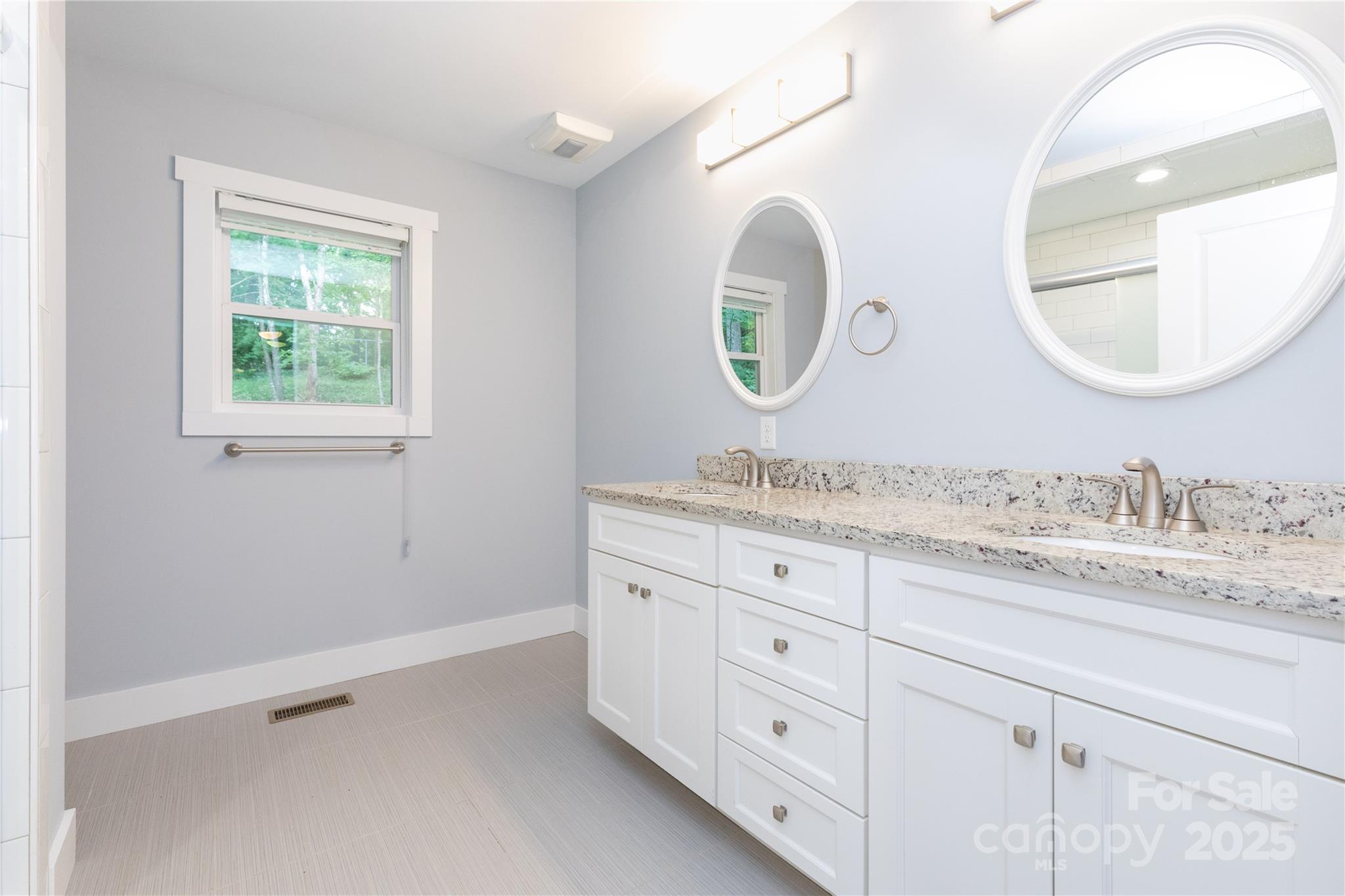 17 Mayfair Place Property Photo 14