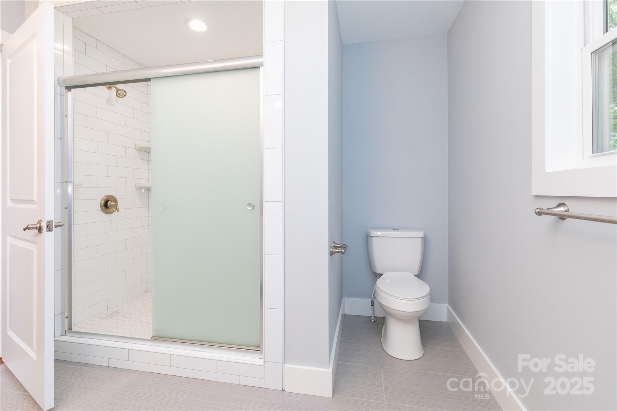17 Mayfair Place Property Photo 15