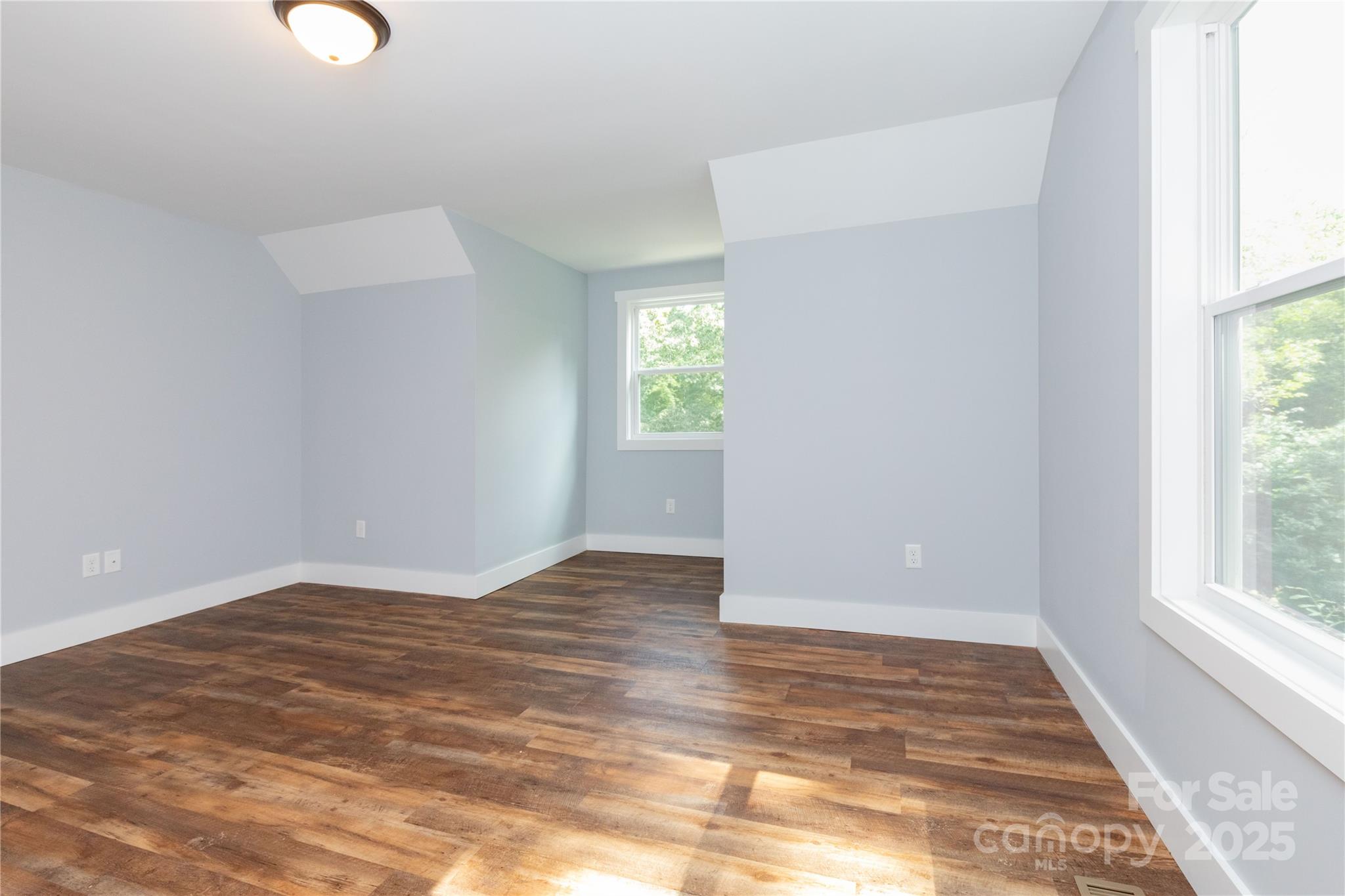 17 Mayfair Place Property Photo 17