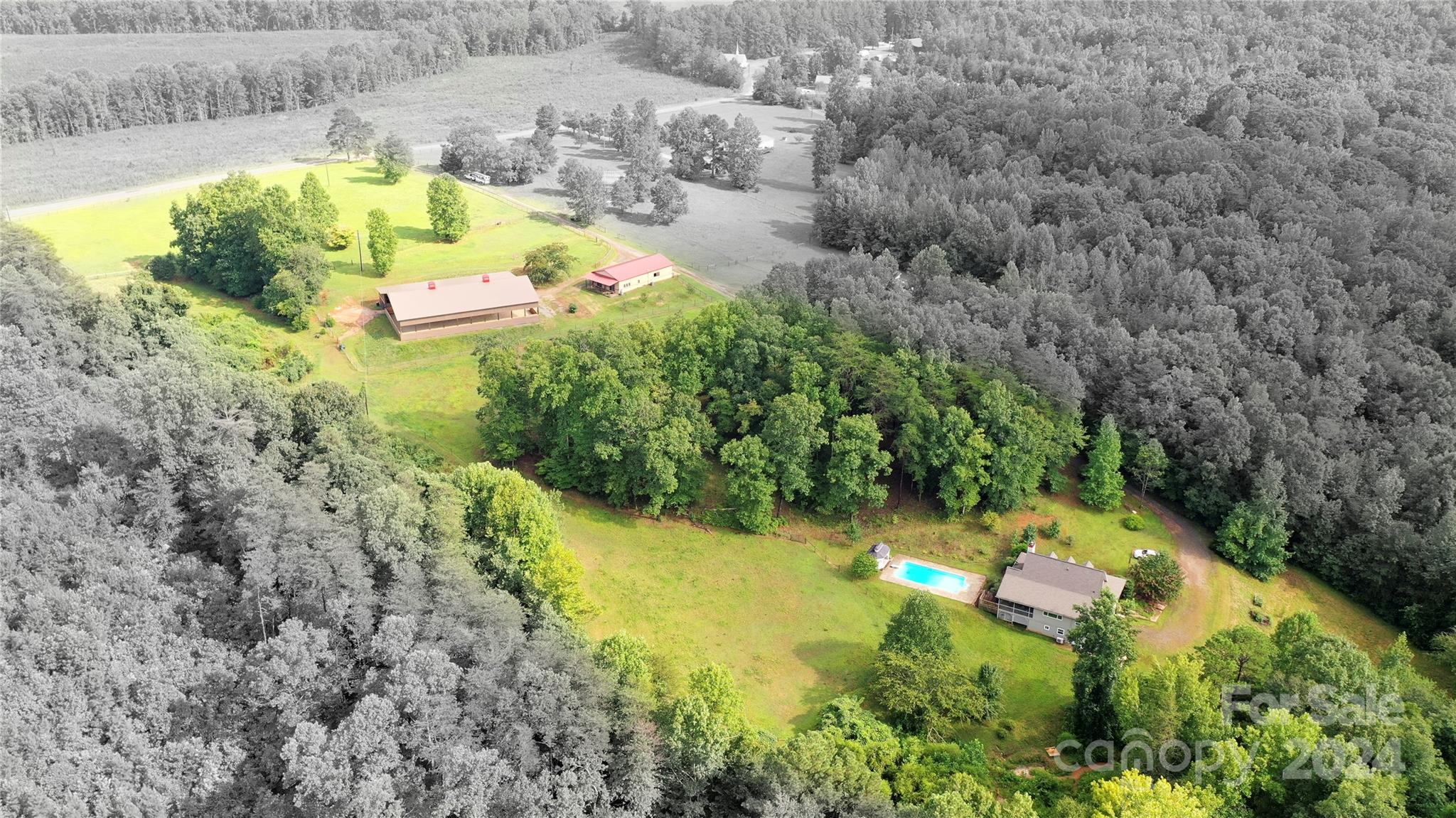 1418 John Smith Road Property Photo 1