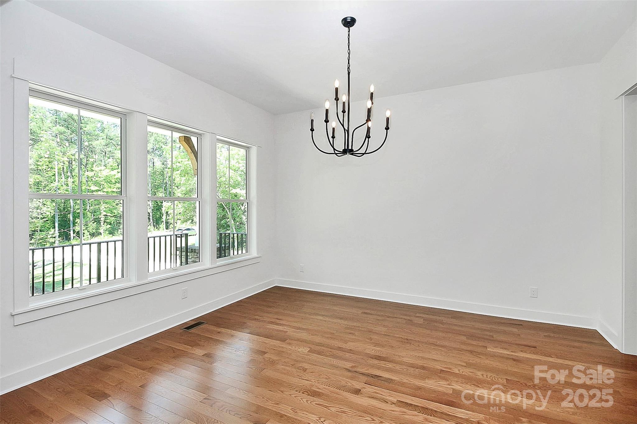 6178 Chimney Bluff Road Property Photo 6