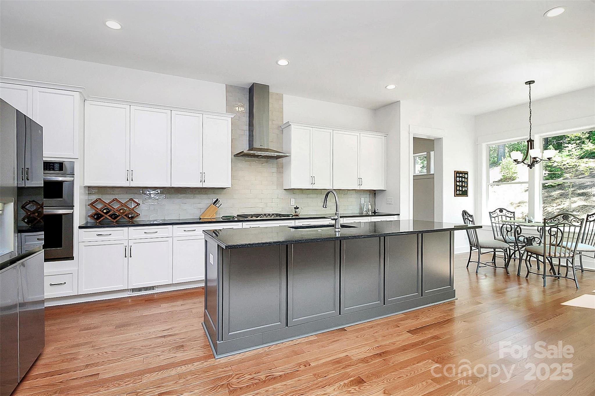 6178 Chimney Bluff Road Property Photo 9