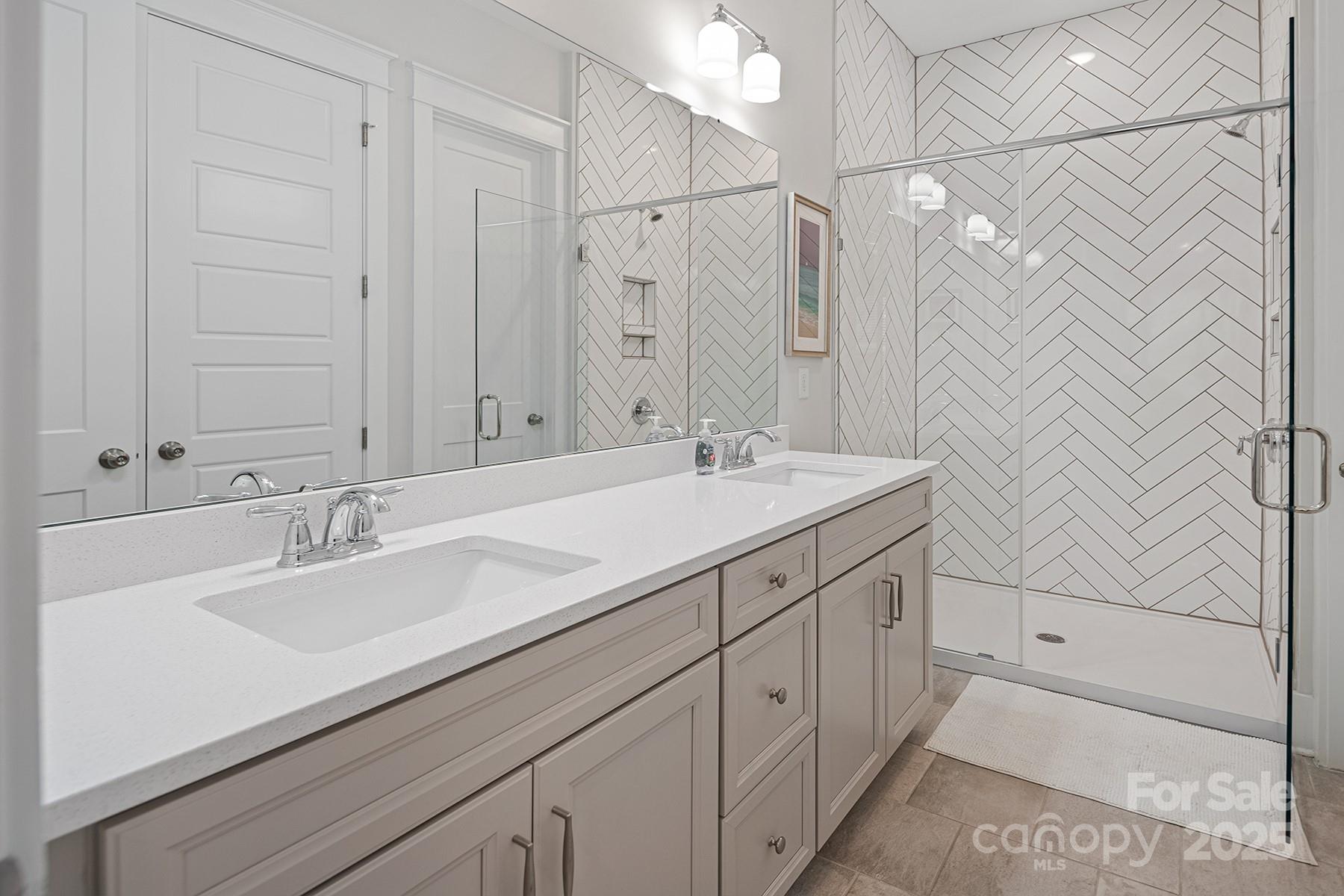 4861 Blanchard Way Property Photo 7