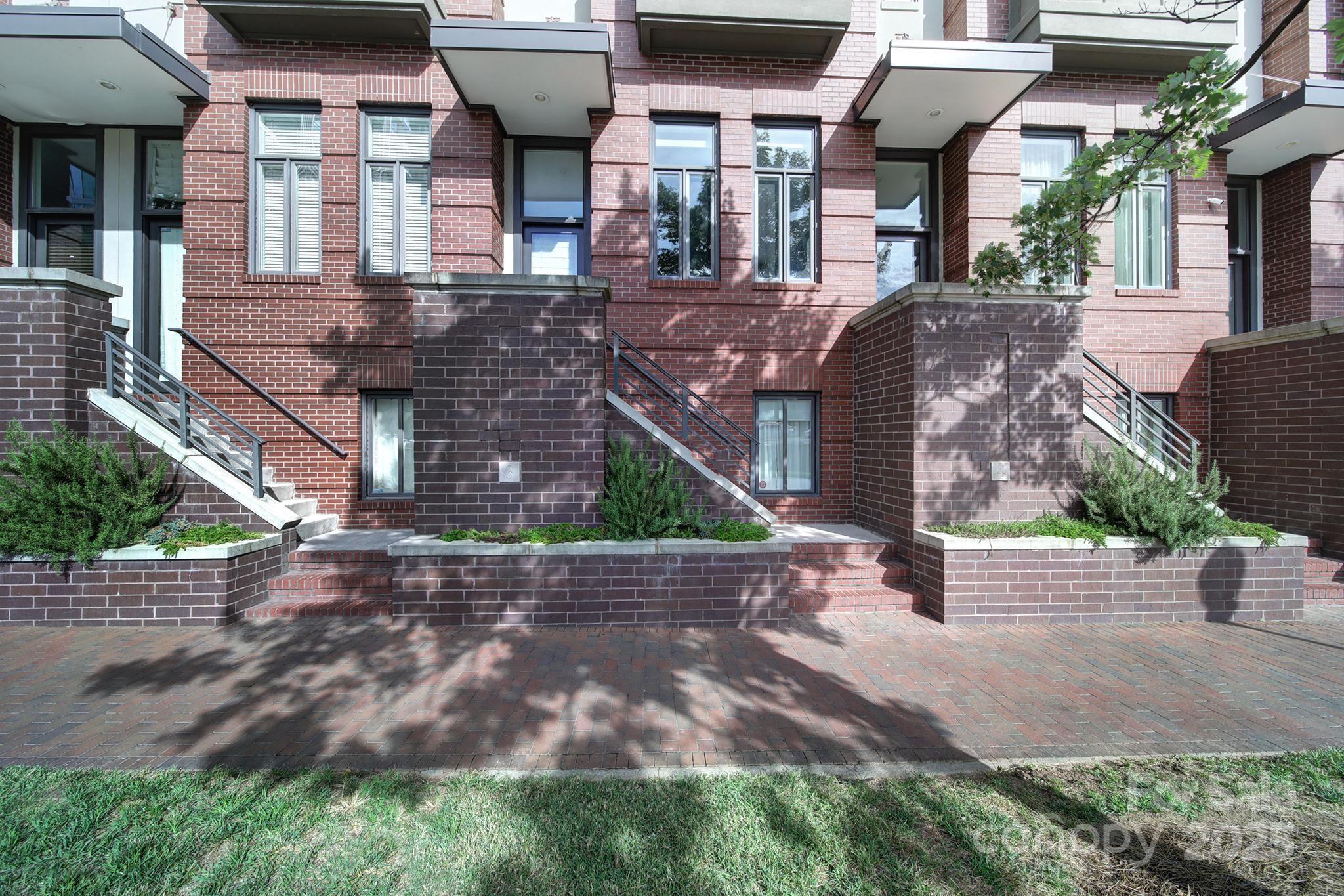 701 North Church Real Estate Listings Main Image
