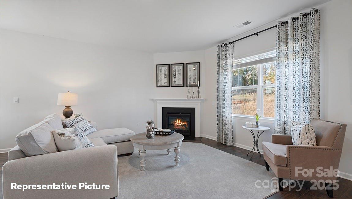 210 Giant Oak Avenue Property Photo 15
