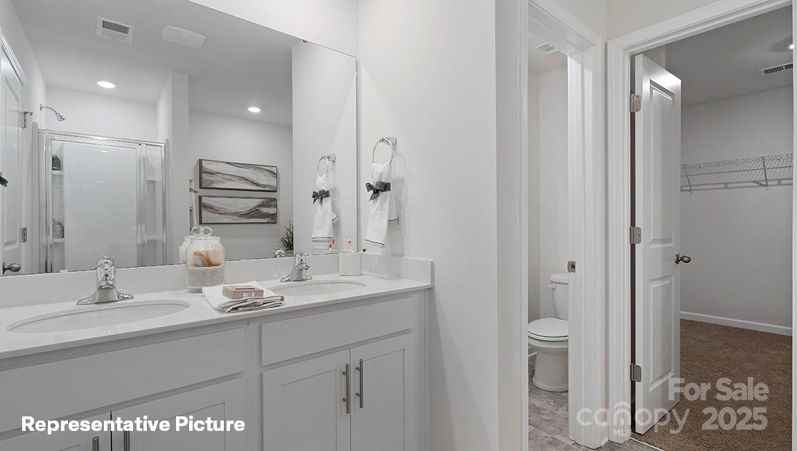 210 Giant Oak Avenue Property Photo 25