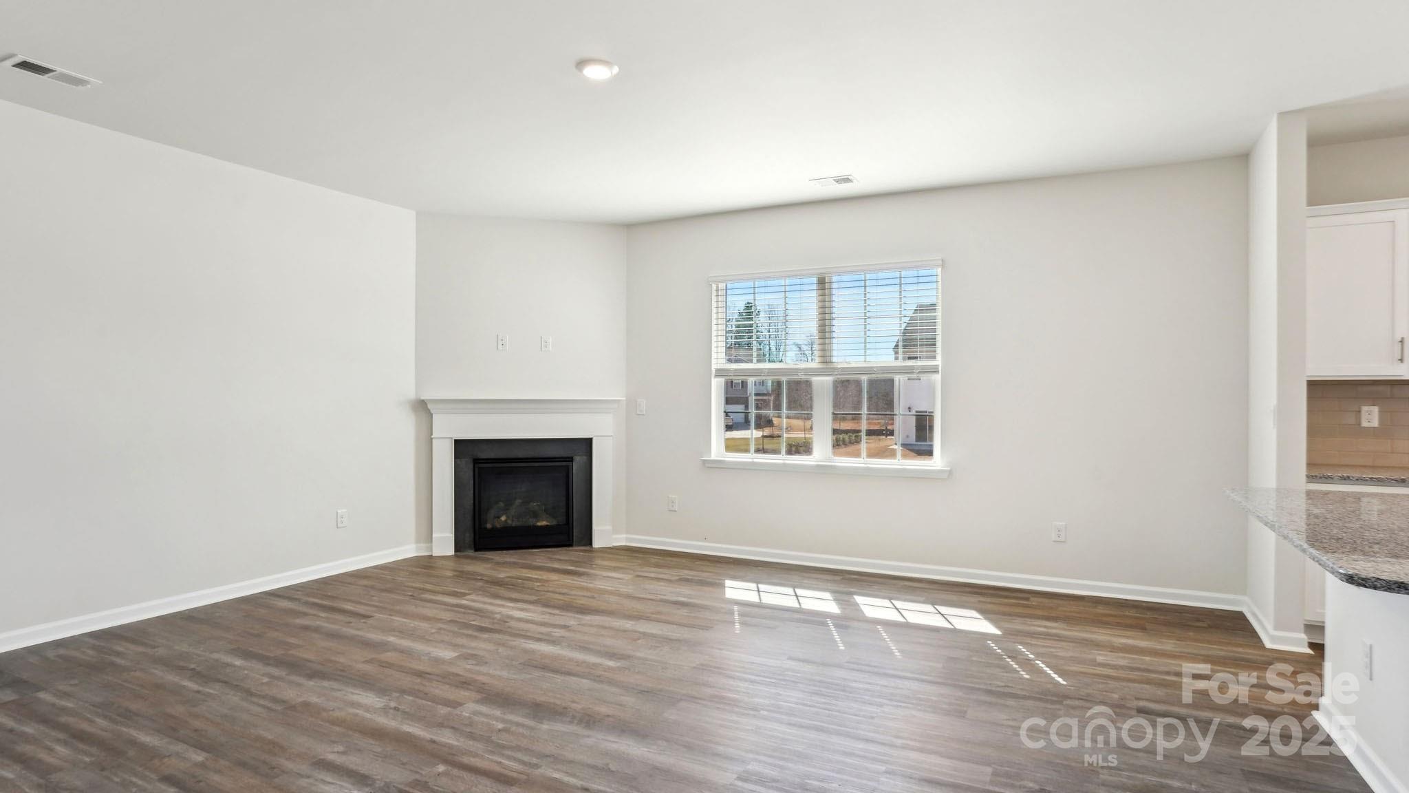 210 Giant Oak Avenue Property Photo 35