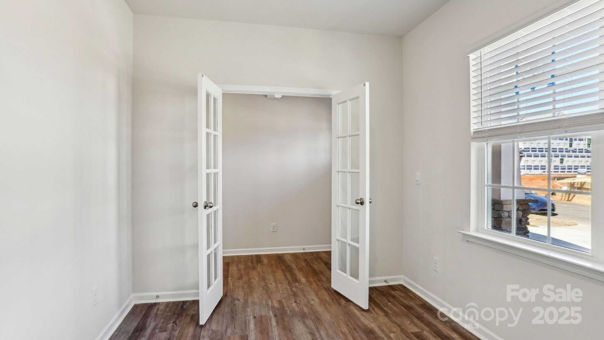 210 Giant Oak Avenue Property Photo 37
