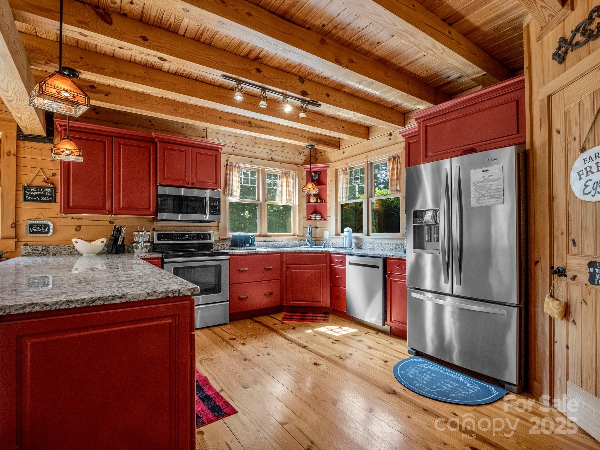 219 Highland Heights Property Photo 14