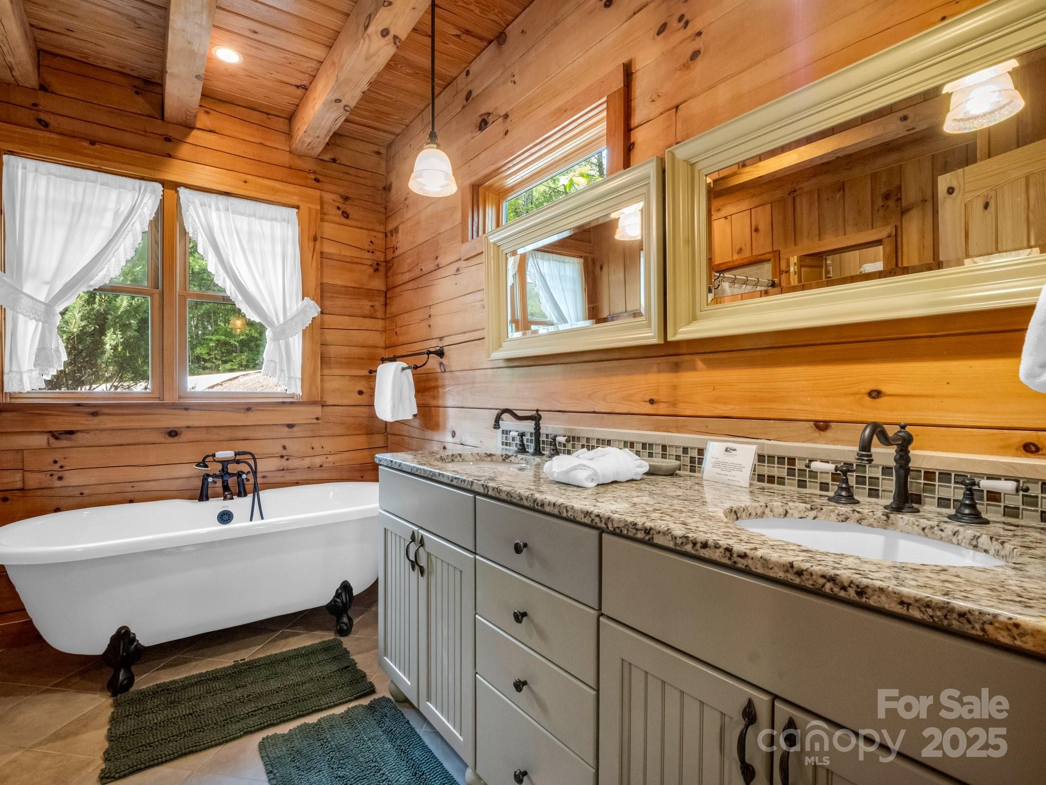 219 Highland Heights Property Photo 22