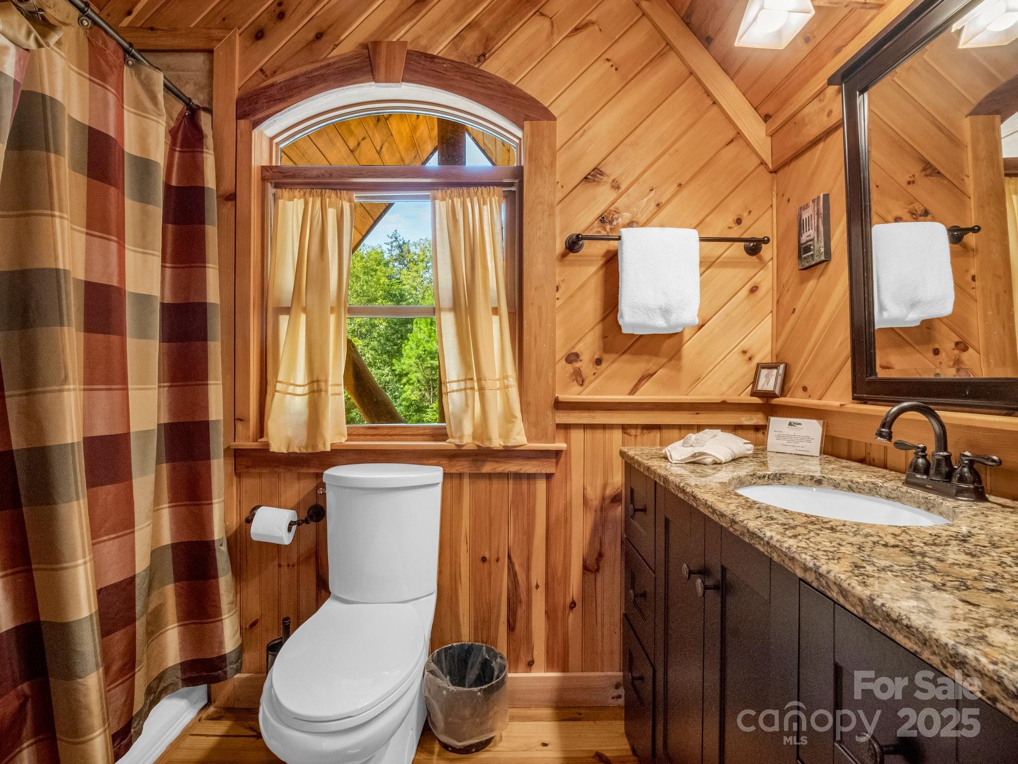 219 Highland Heights Property Photo 25