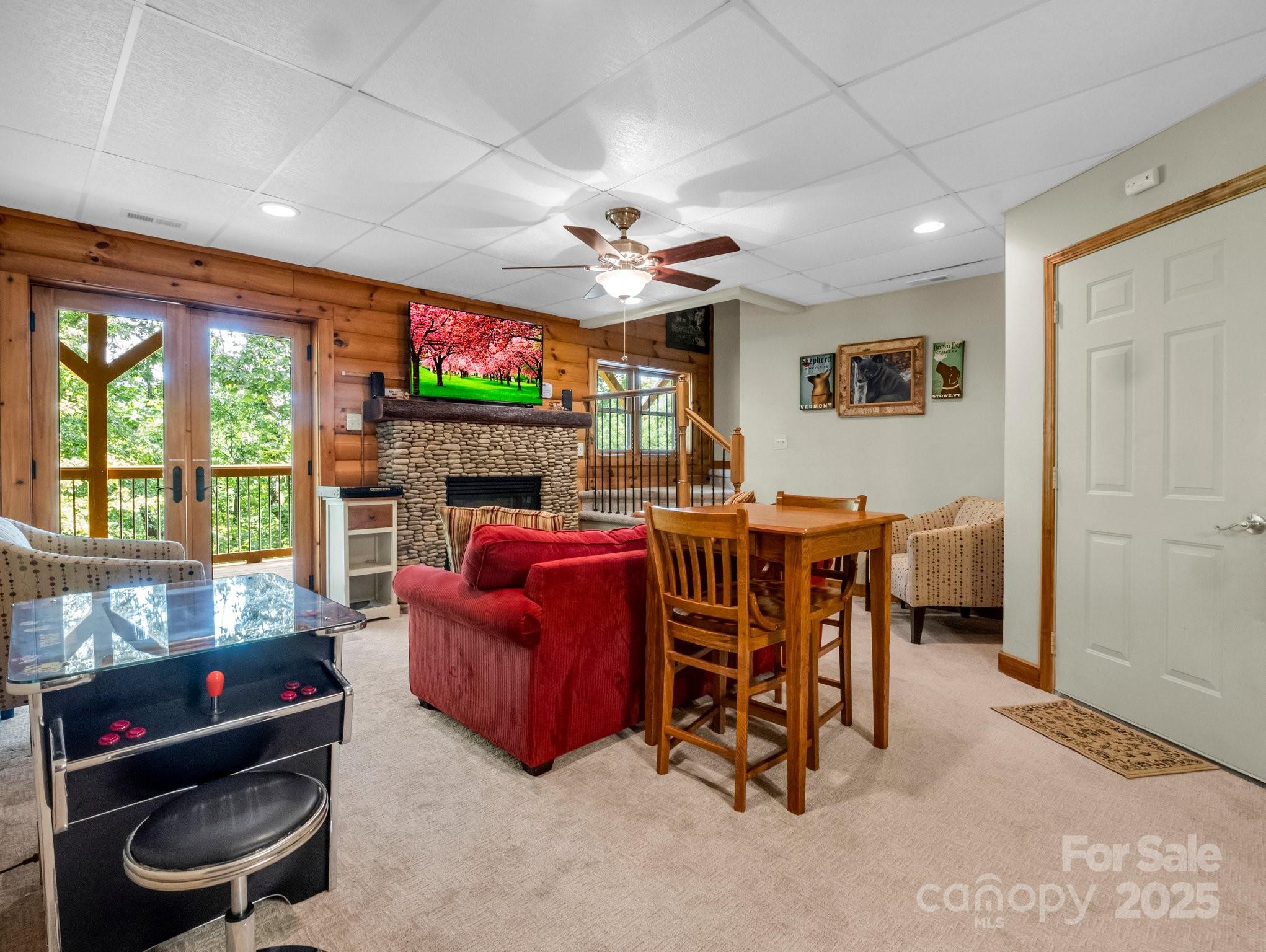 219 Highland Heights Property Photo 32