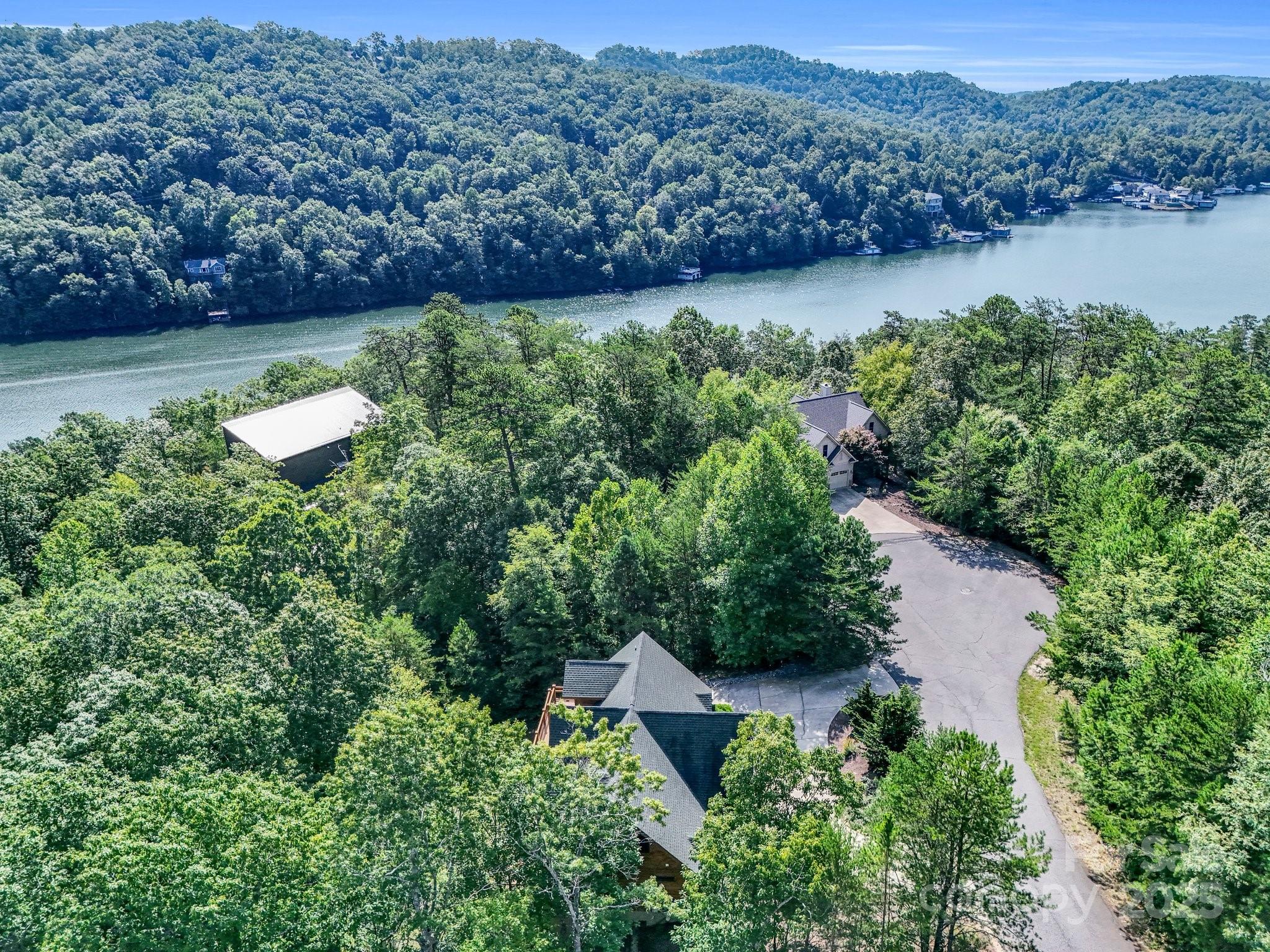 219 Highland Heights Property Photo 45