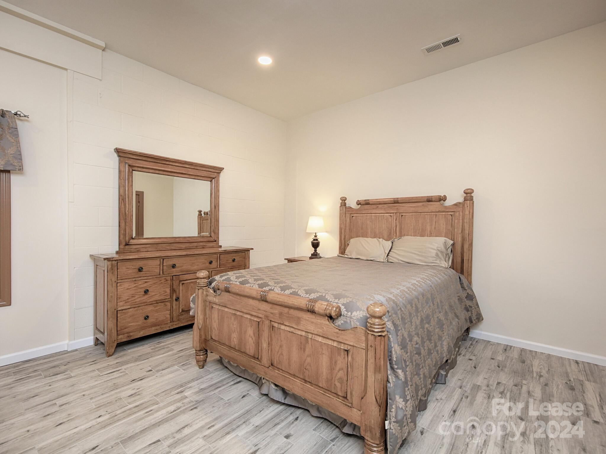 177 Goodman Road Unit A Property Photo 5
