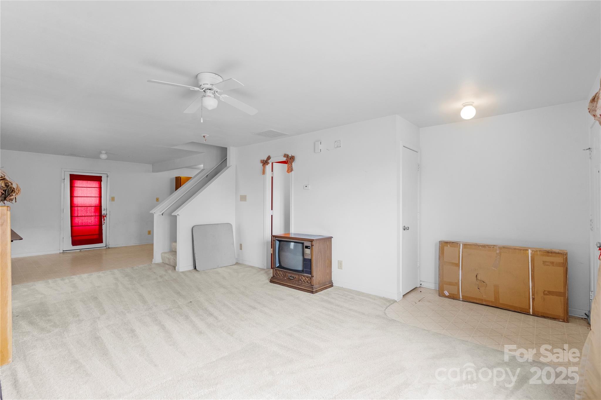 4242 Quinn Drive Property Photo 5