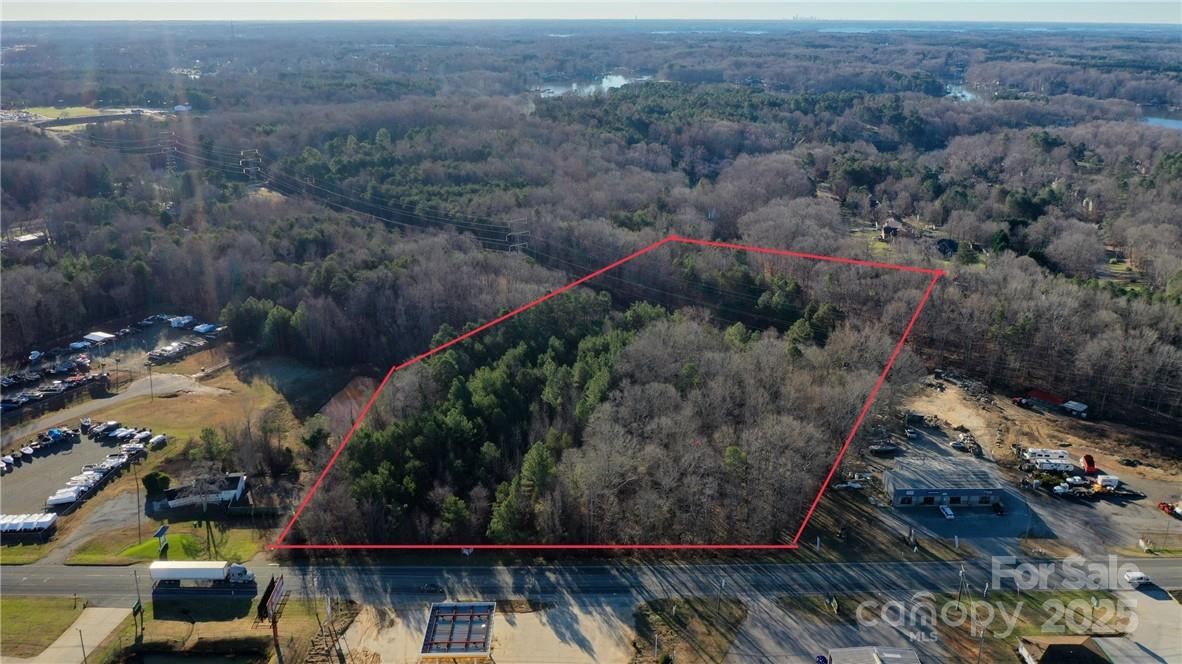 0000 River Highway Property Photo 10