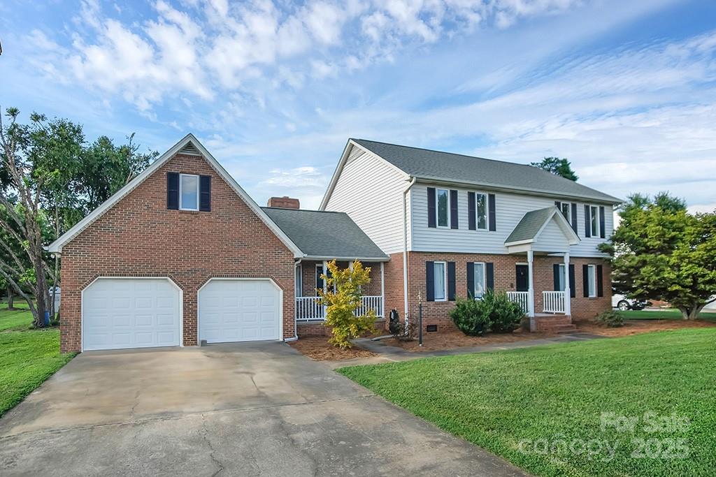 106 Cameron Drive Property Photo 2