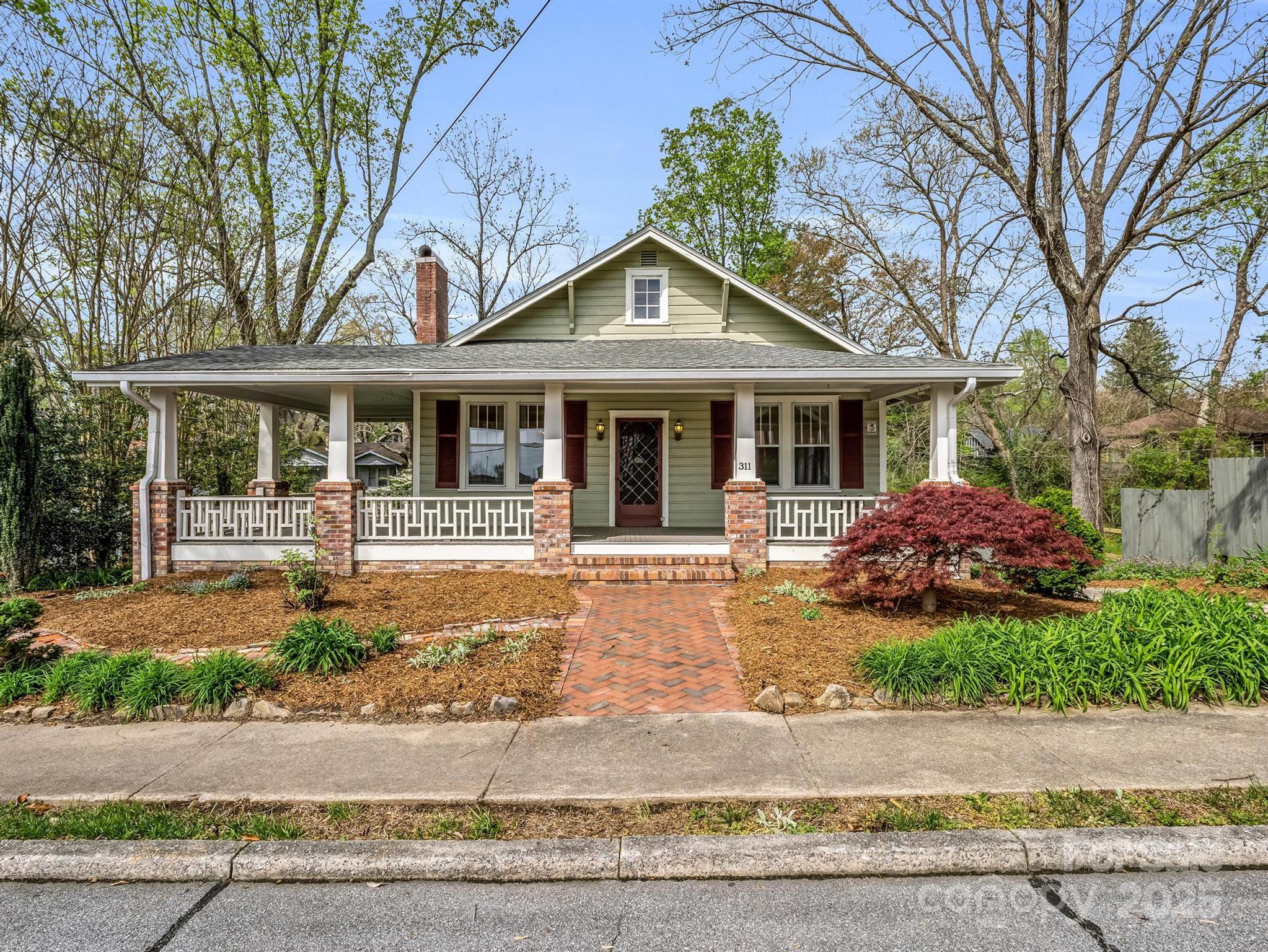311 Buncombe Street Property Photo