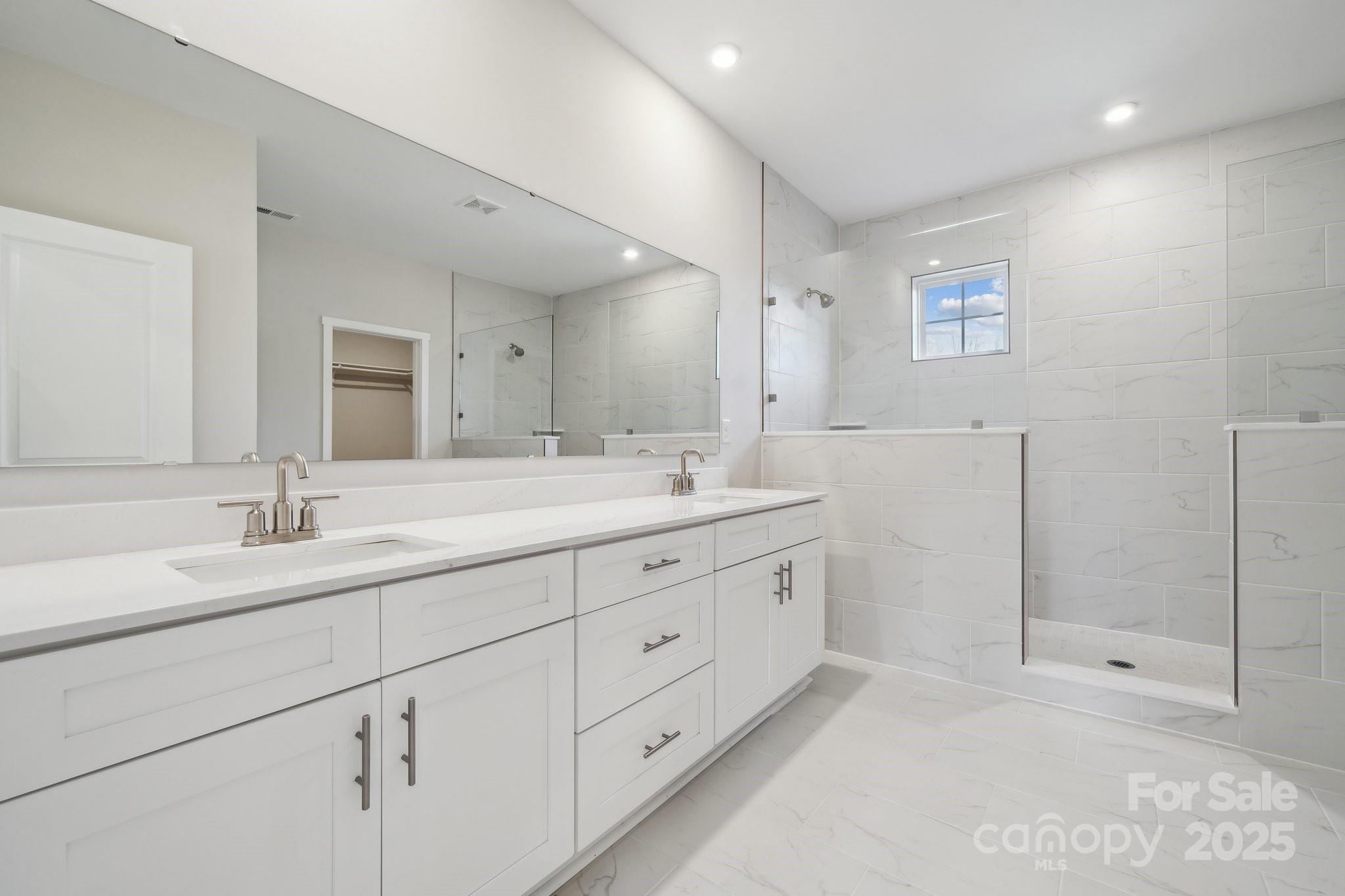 117 Brooke Forest Court Property Photo 16