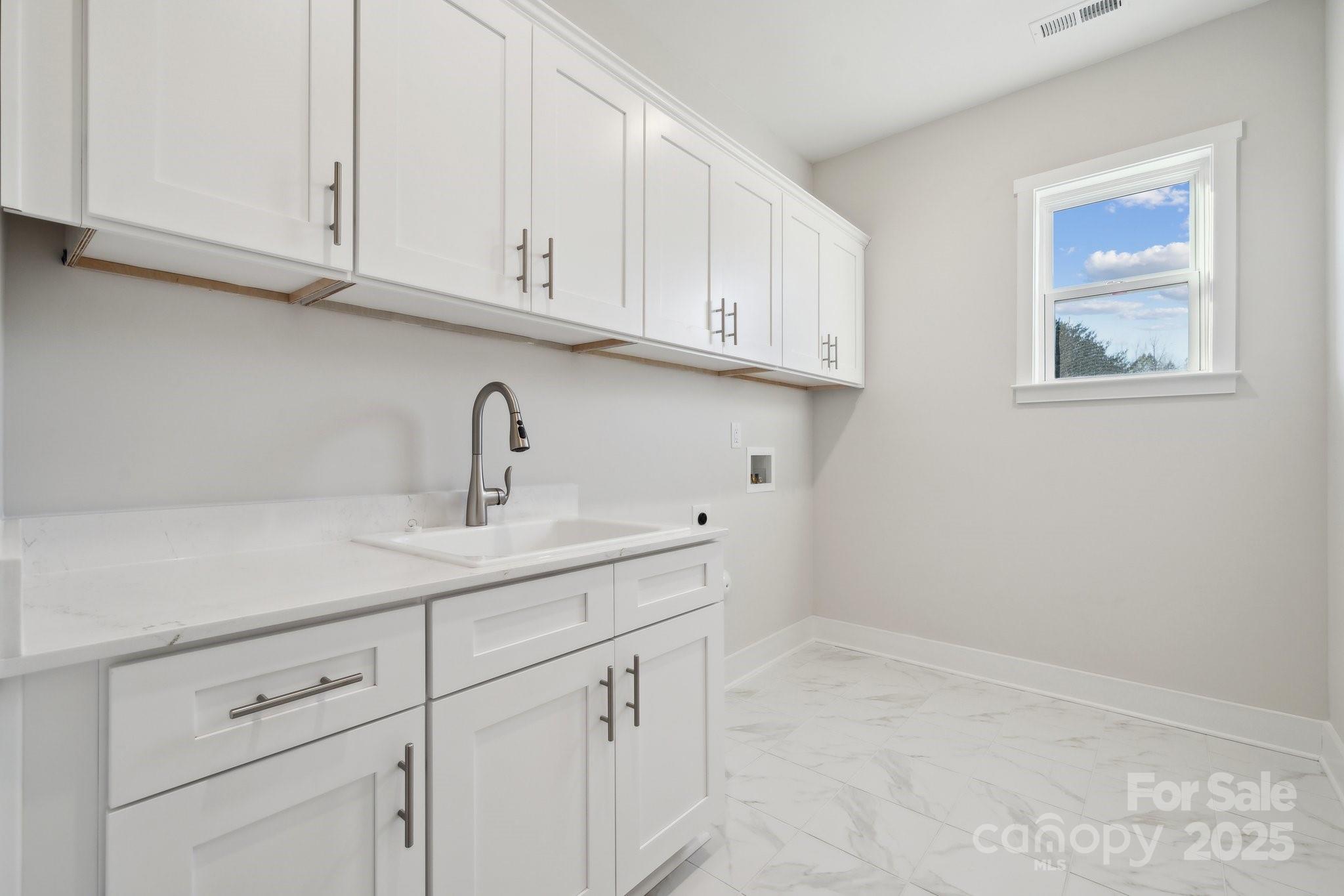 117 Brooke Forest Court Property Photo 18