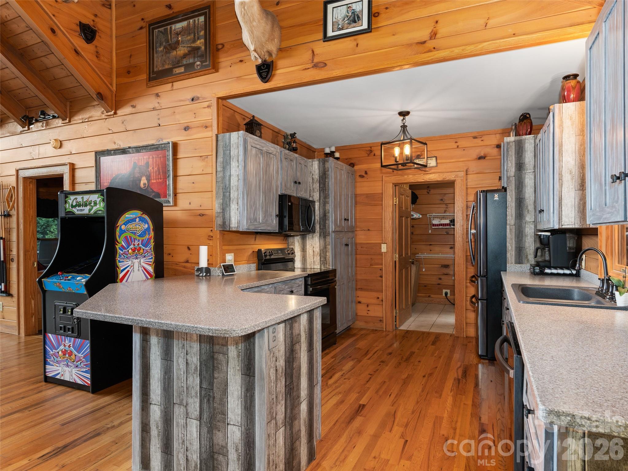 80 Austins Trail Property Photo 15